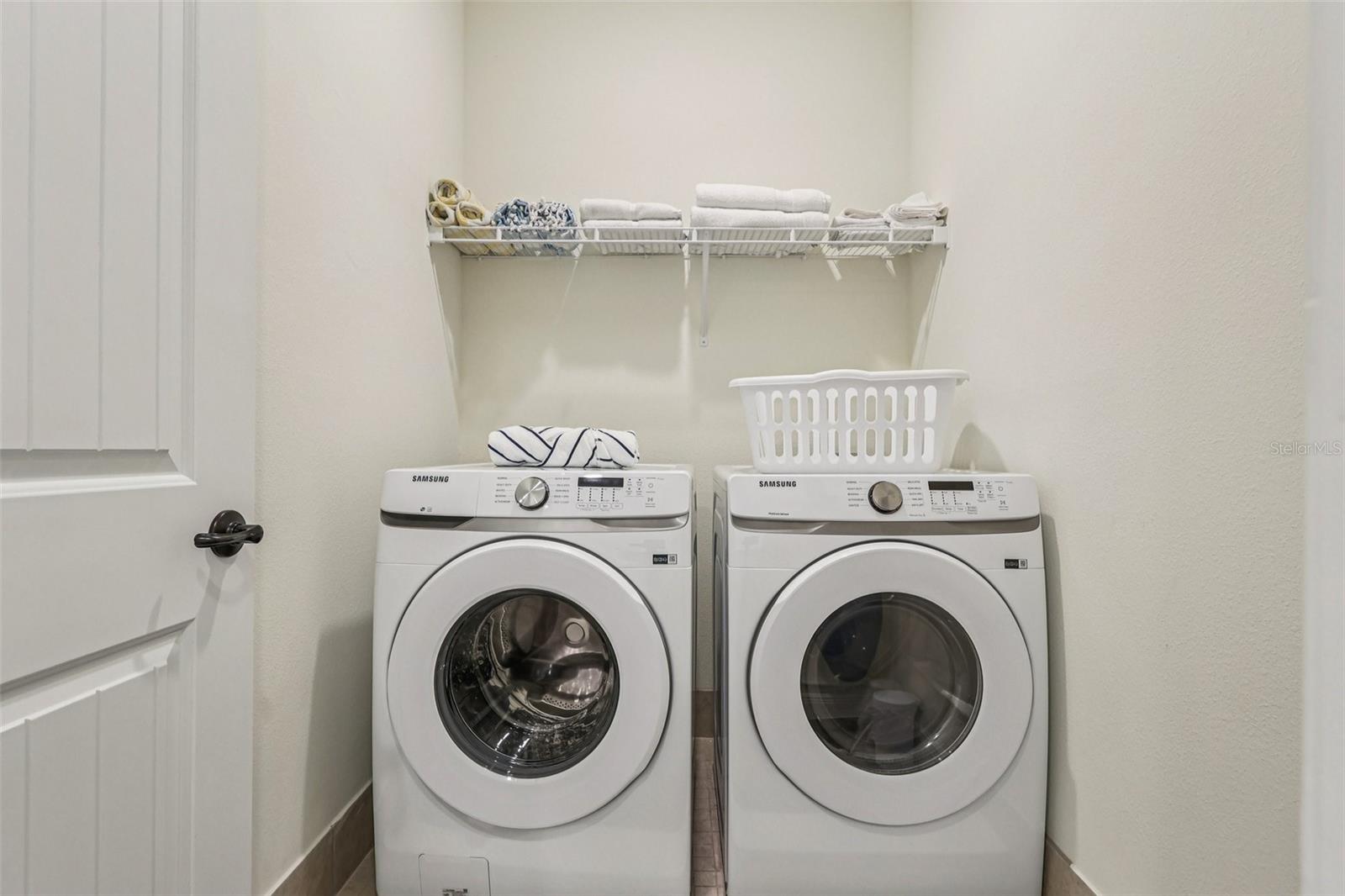 Image 17 of 31 For 2968 On The Rocks Point