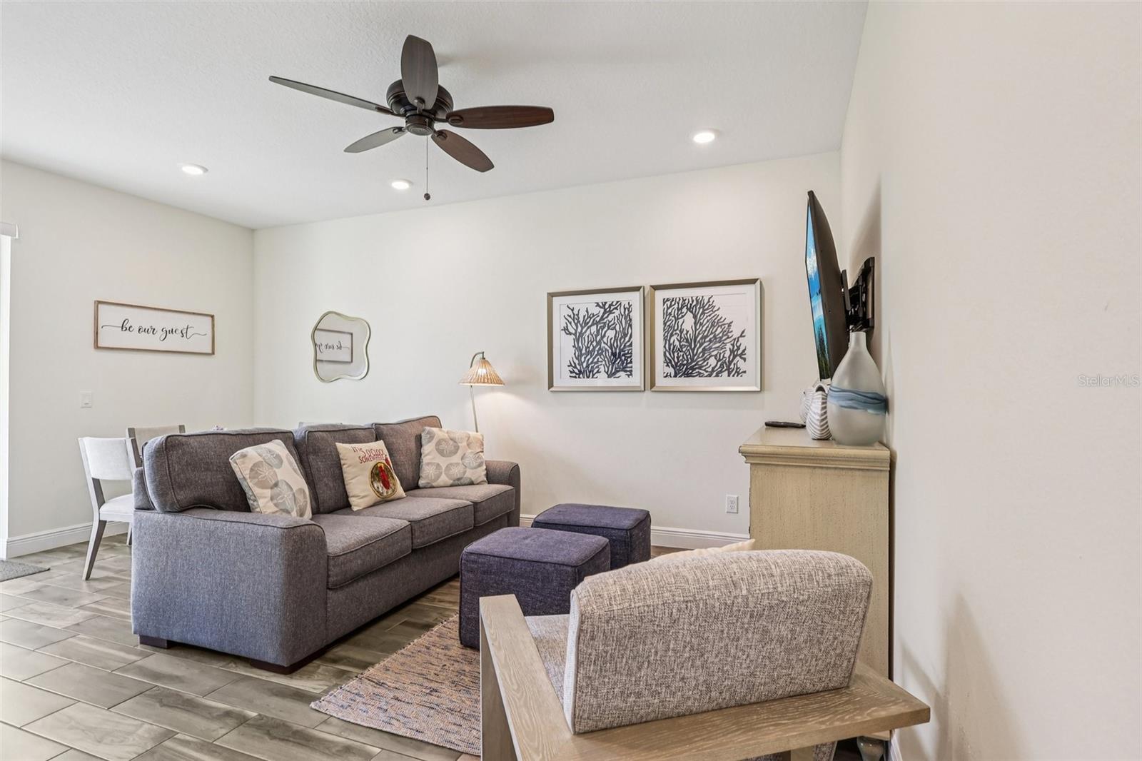 Image 3 of 31 For 2968 On The Rocks Point