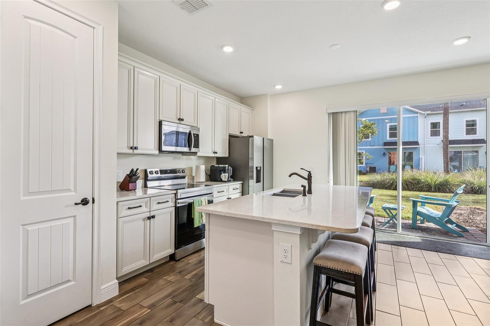 Image 8 of 31 For 2968 On The Rocks Point