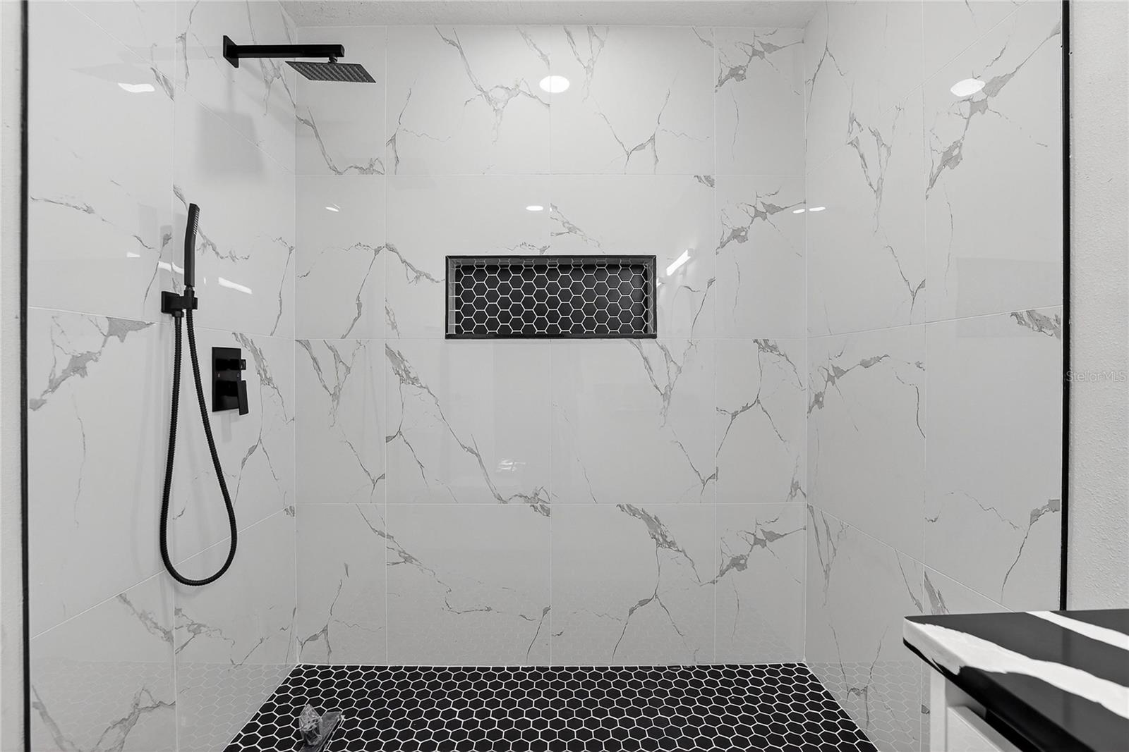 Image 32 of 81 For 2512 Brucken Road