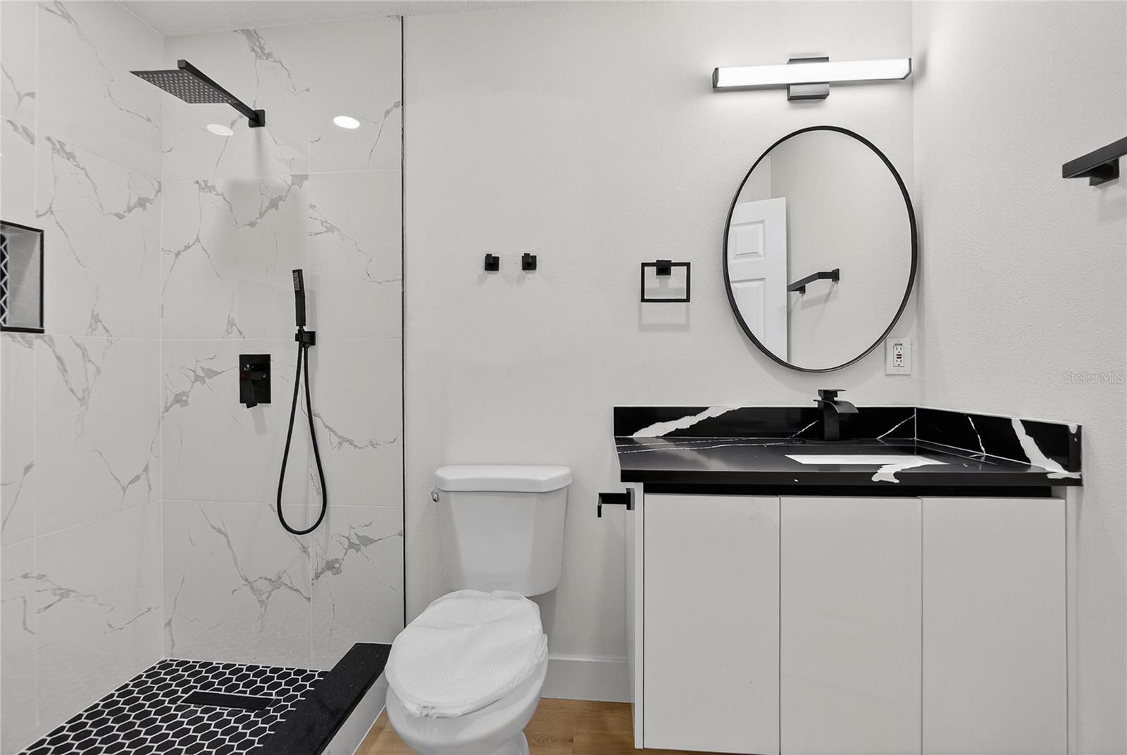 Image 34 of 81 For 2512 Brucken Road