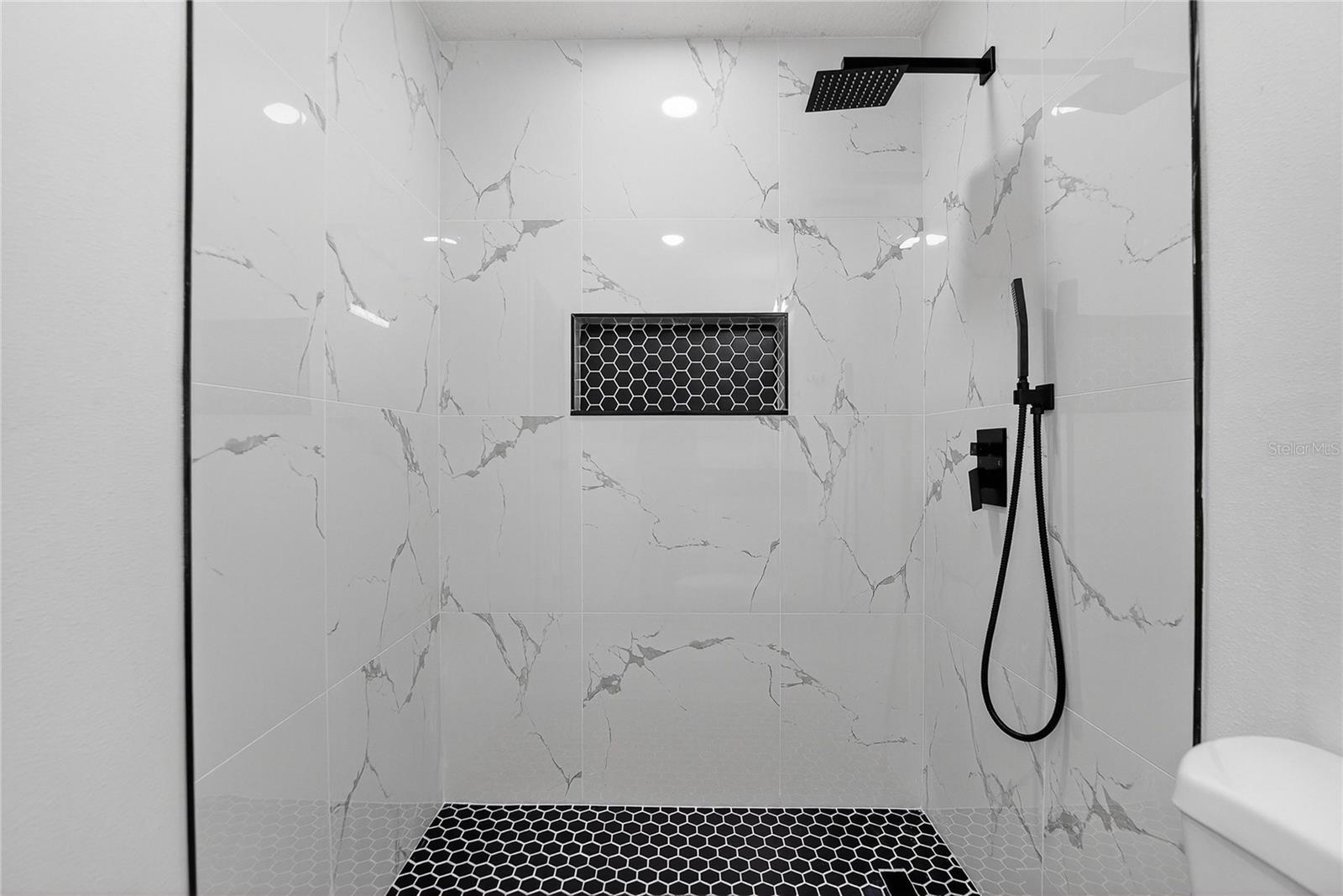 Image 35 of 81 For 2512 Brucken Road