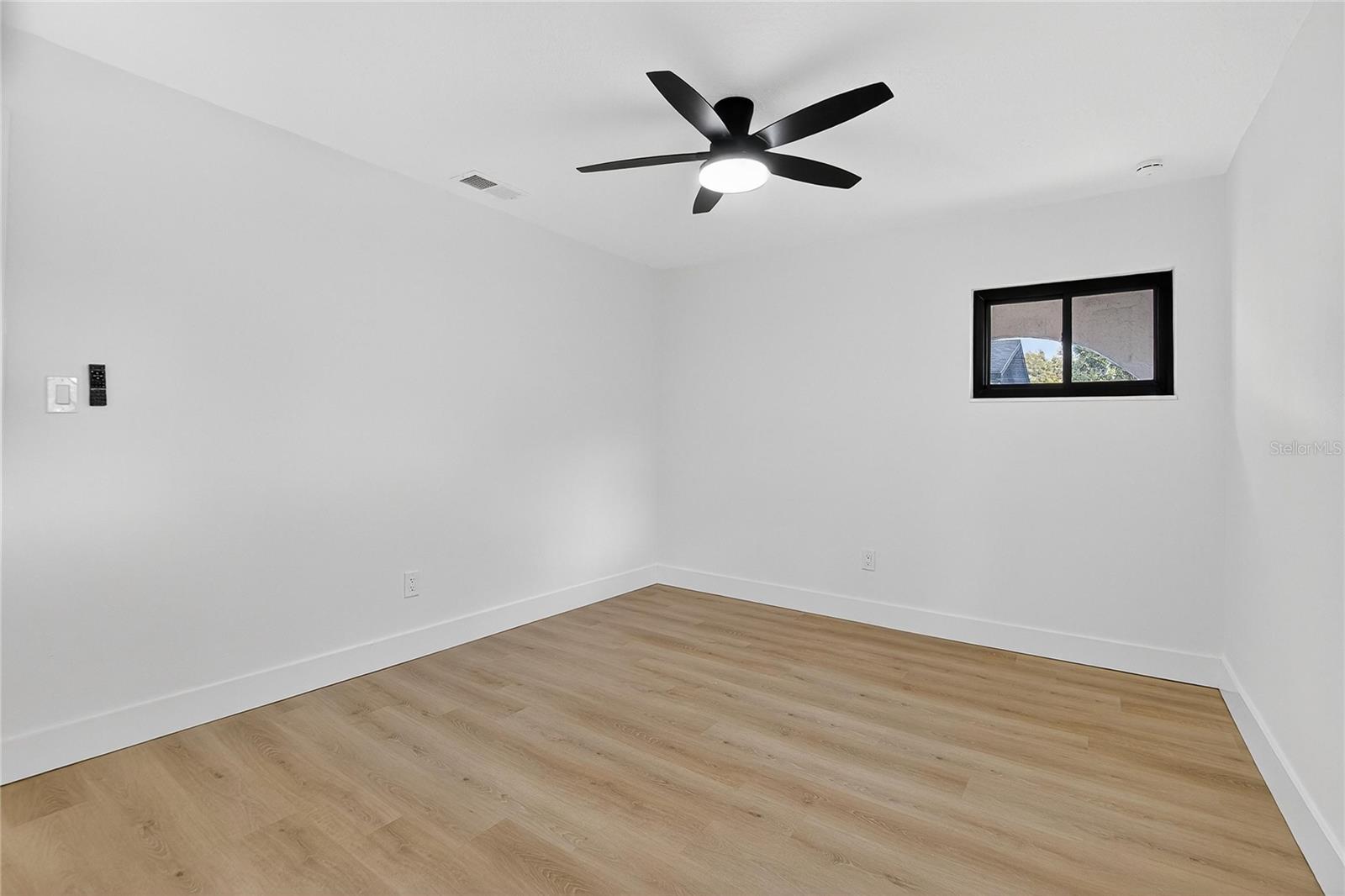 Image 45 of 81 For 2512 Brucken Road