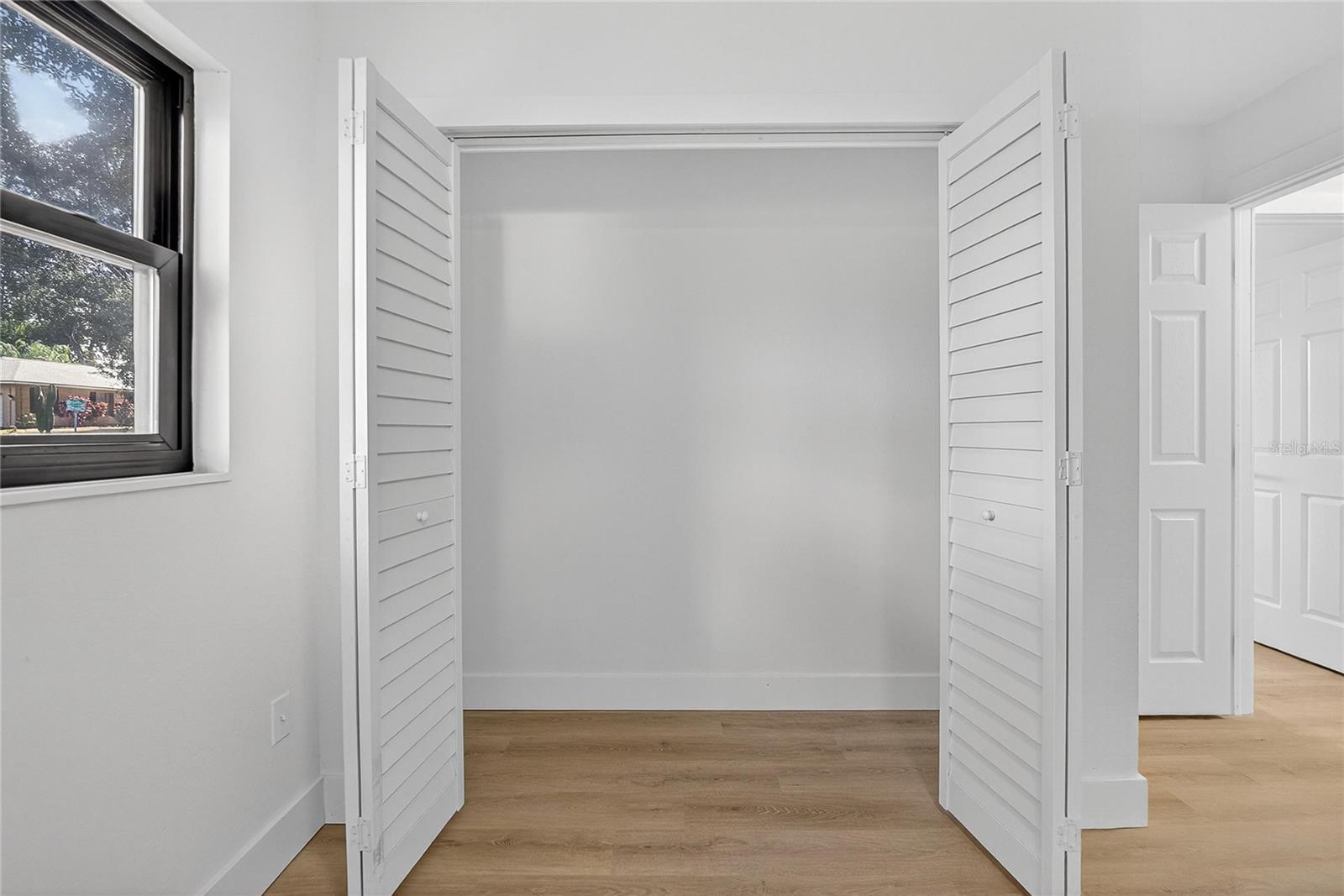 Image 46 of 81 For 2512 Brucken Road