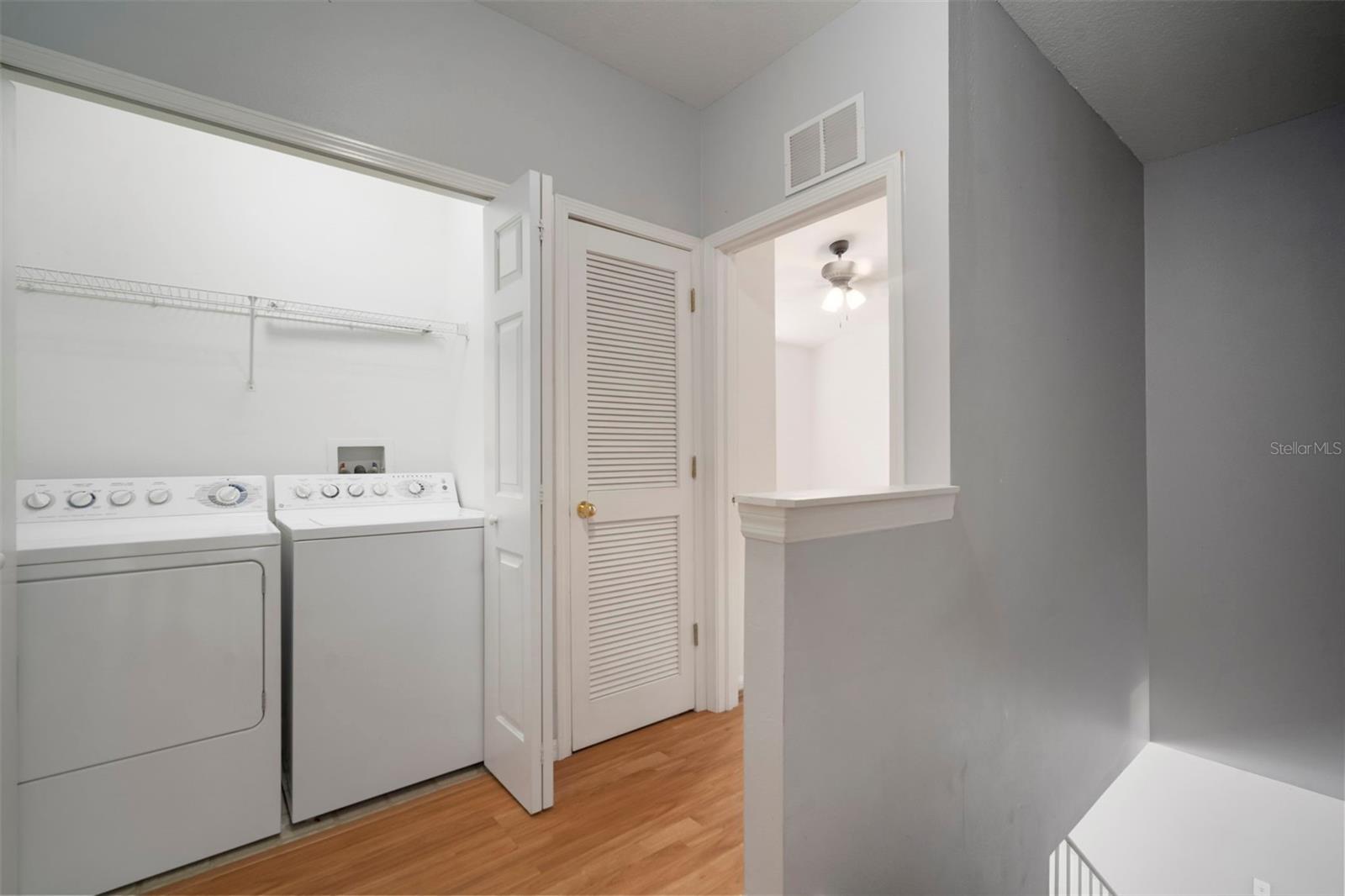 Image 22 of 41 For 1231 Charlesworth Drive