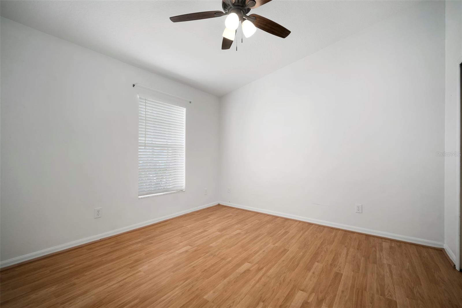 Image 30 of 41 For 1231 Charlesworth Drive