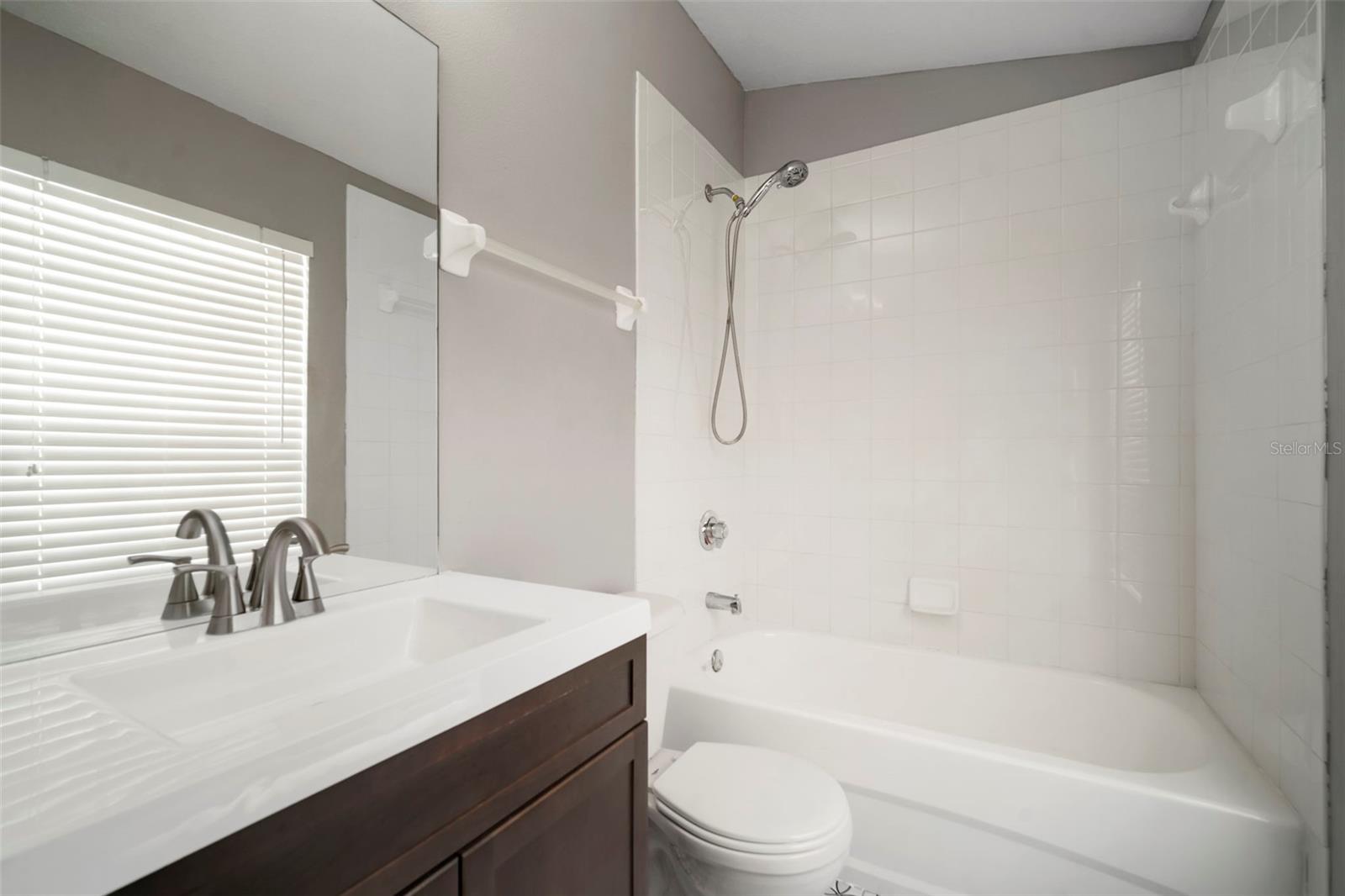 Image 33 of 41 For 1231 Charlesworth Drive