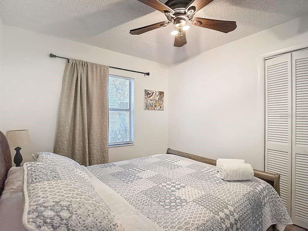 Image 11 of 39 For 2520 Saint John Street