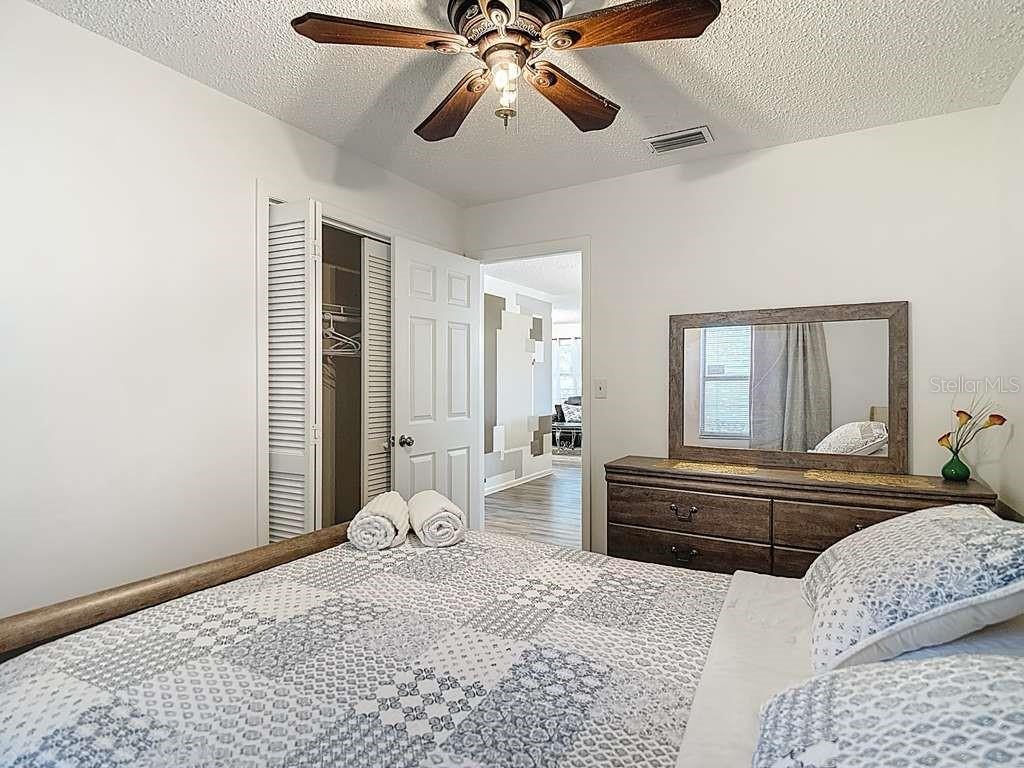 Image 12 of 39 For 2520 Saint John Street