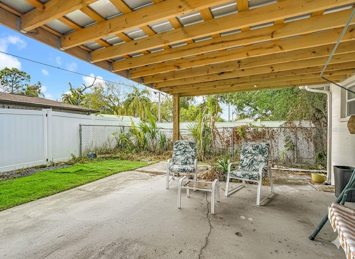 Image 22 of 39 For 2520 Saint John Street