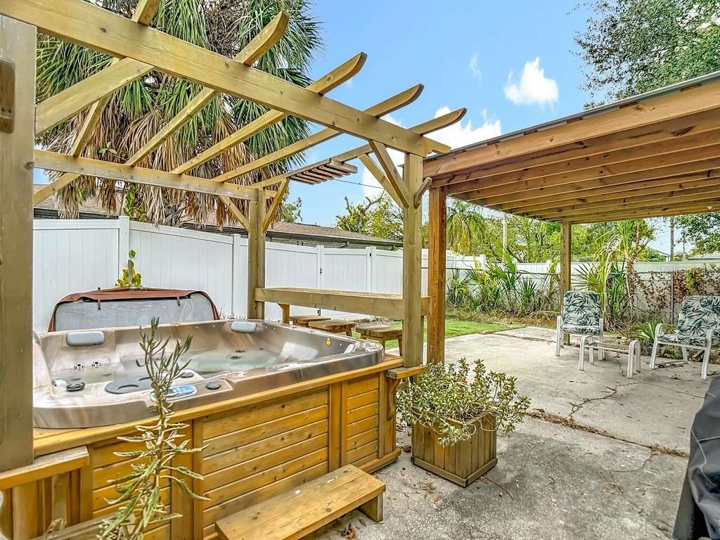 Image 25 of 39 For 2520 Saint John Street