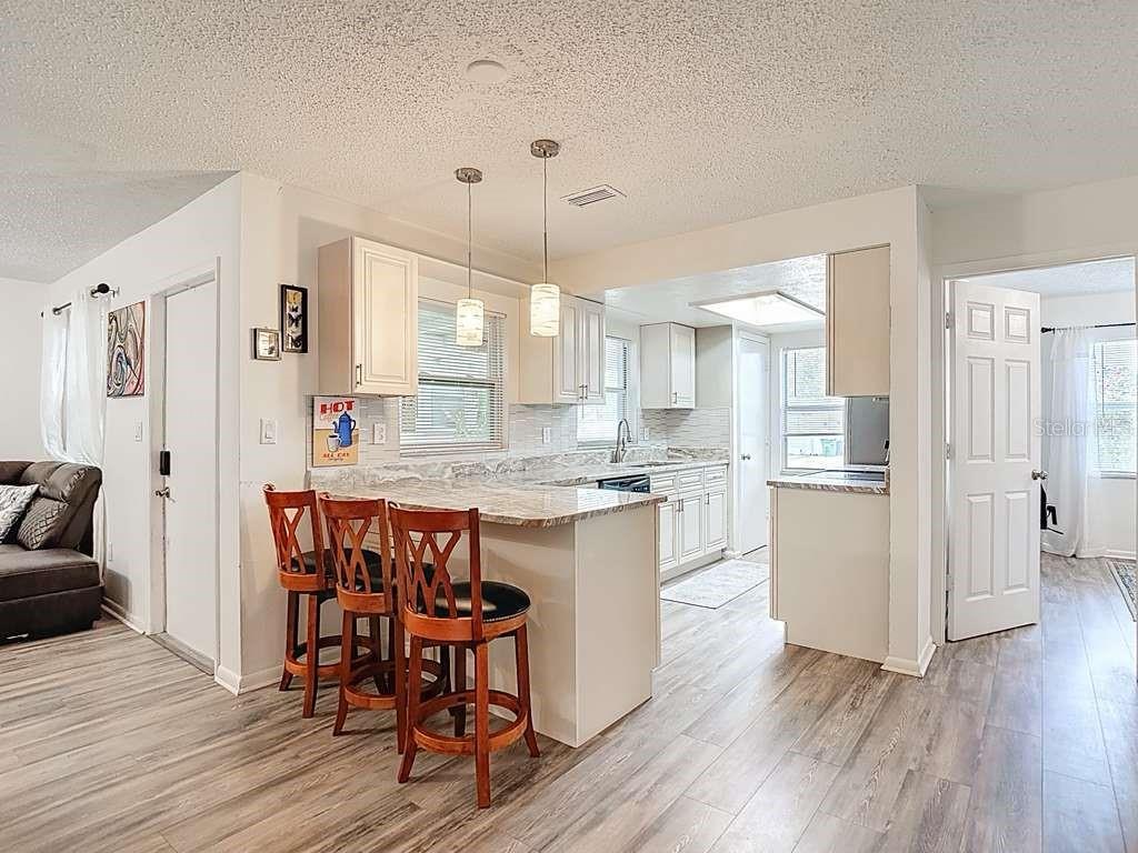 Image 31 of 39 For 2520 Saint John Street