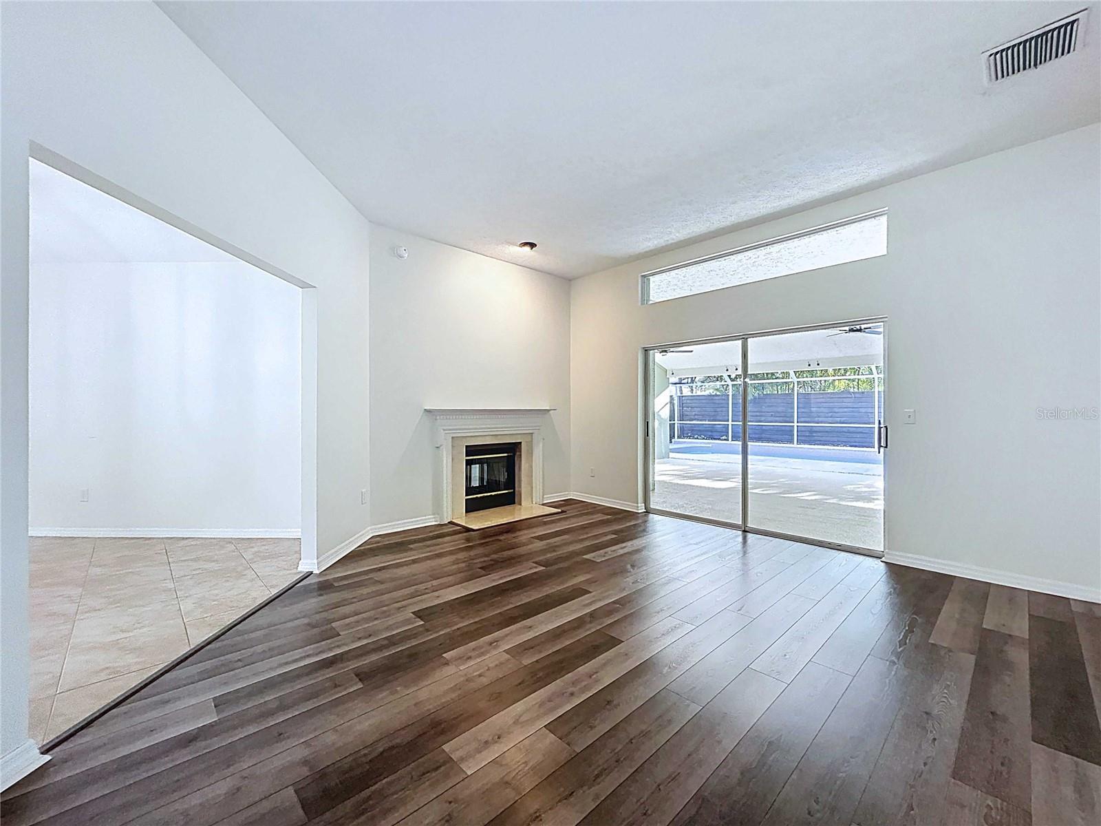 Image 12 of 99 For 17307 Lockwood Ridge Drive