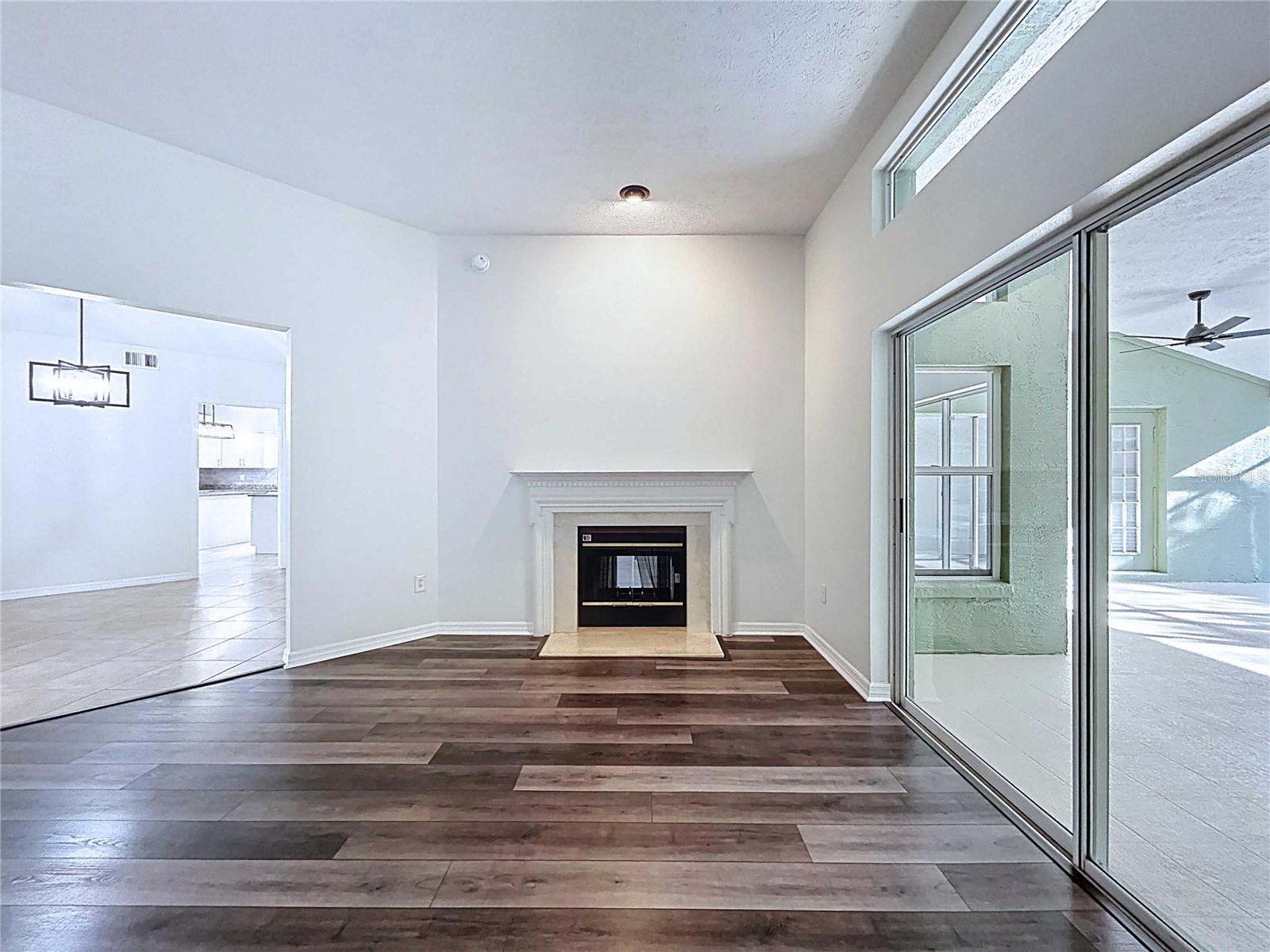 Image 13 of 99 For 17307 Lockwood Ridge Drive