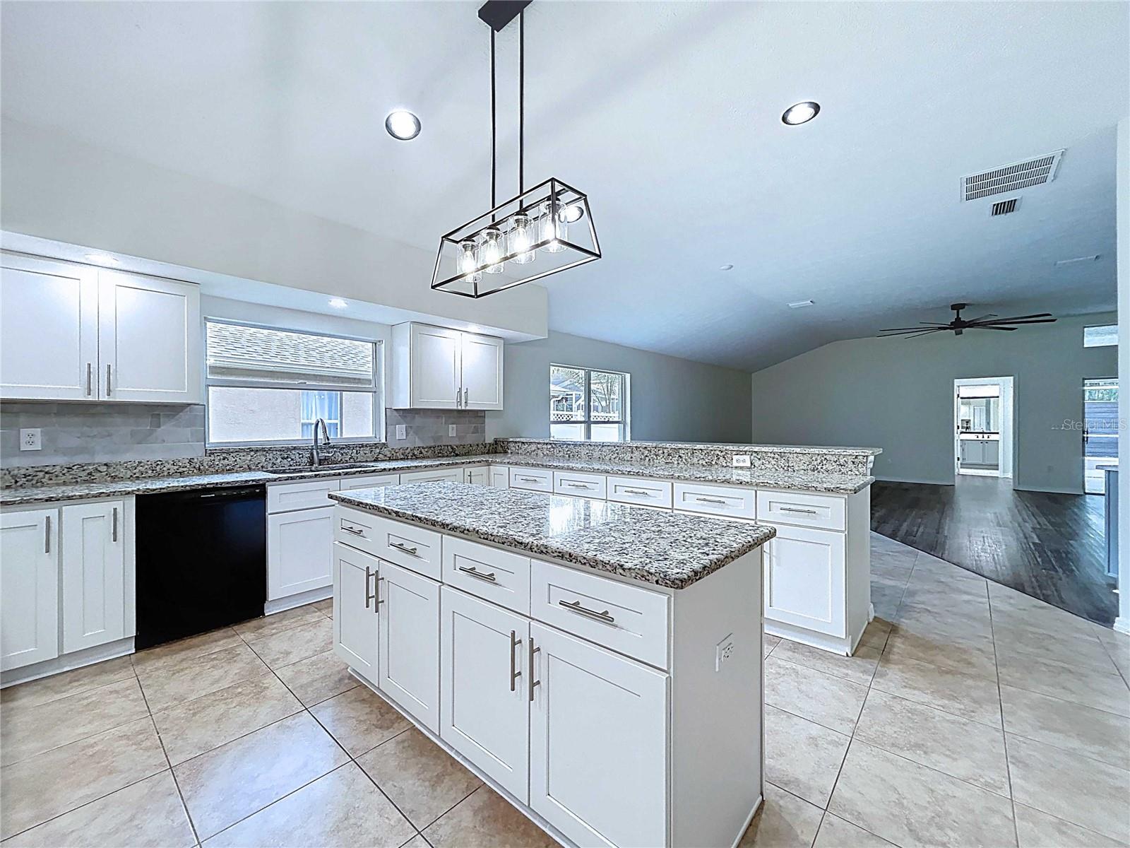 Image 23 of 99 For 17307 Lockwood Ridge Drive