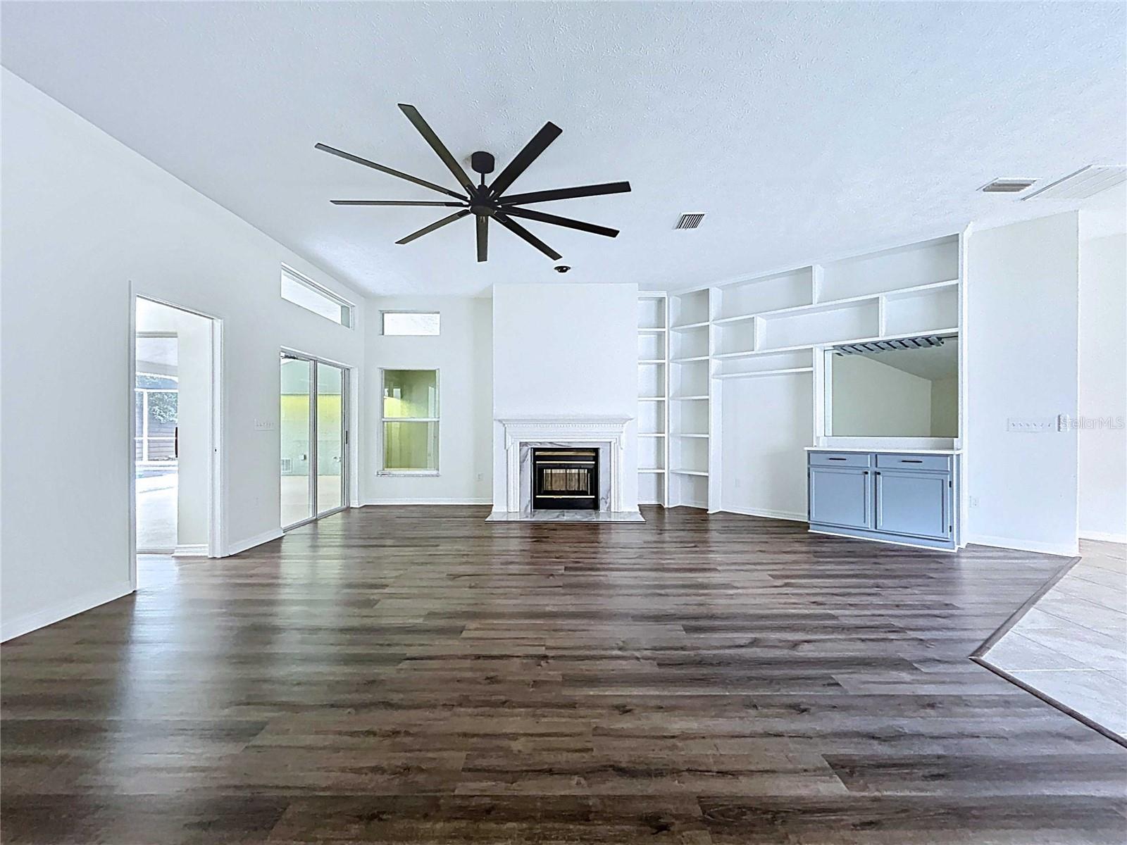 Image 32 of 99 For 17307 Lockwood Ridge Drive