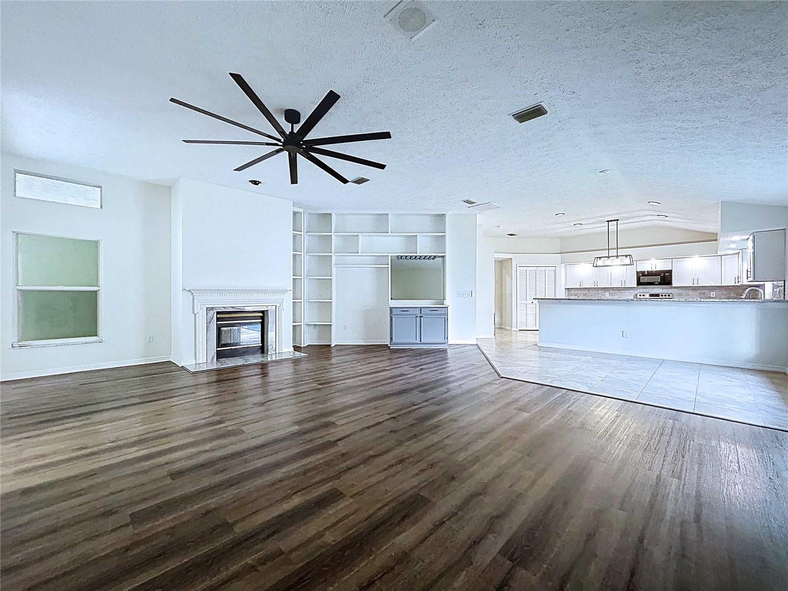 Image 33 of 99 For 17307 Lockwood Ridge Drive