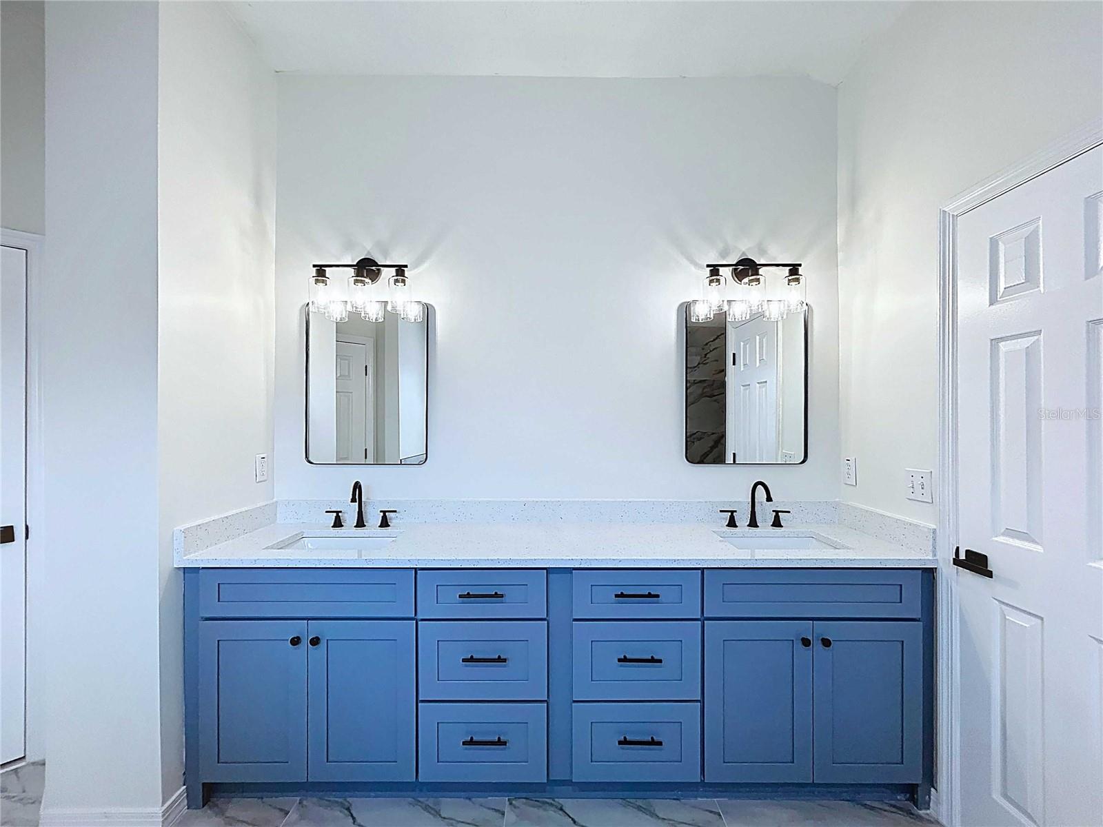 Image 42 of 99 For 17307 Lockwood Ridge Drive