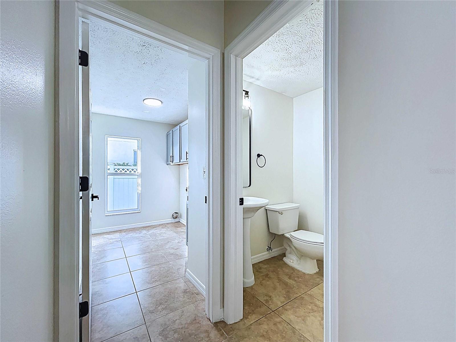 Image 76 of 99 For 17307 Lockwood Ridge Drive