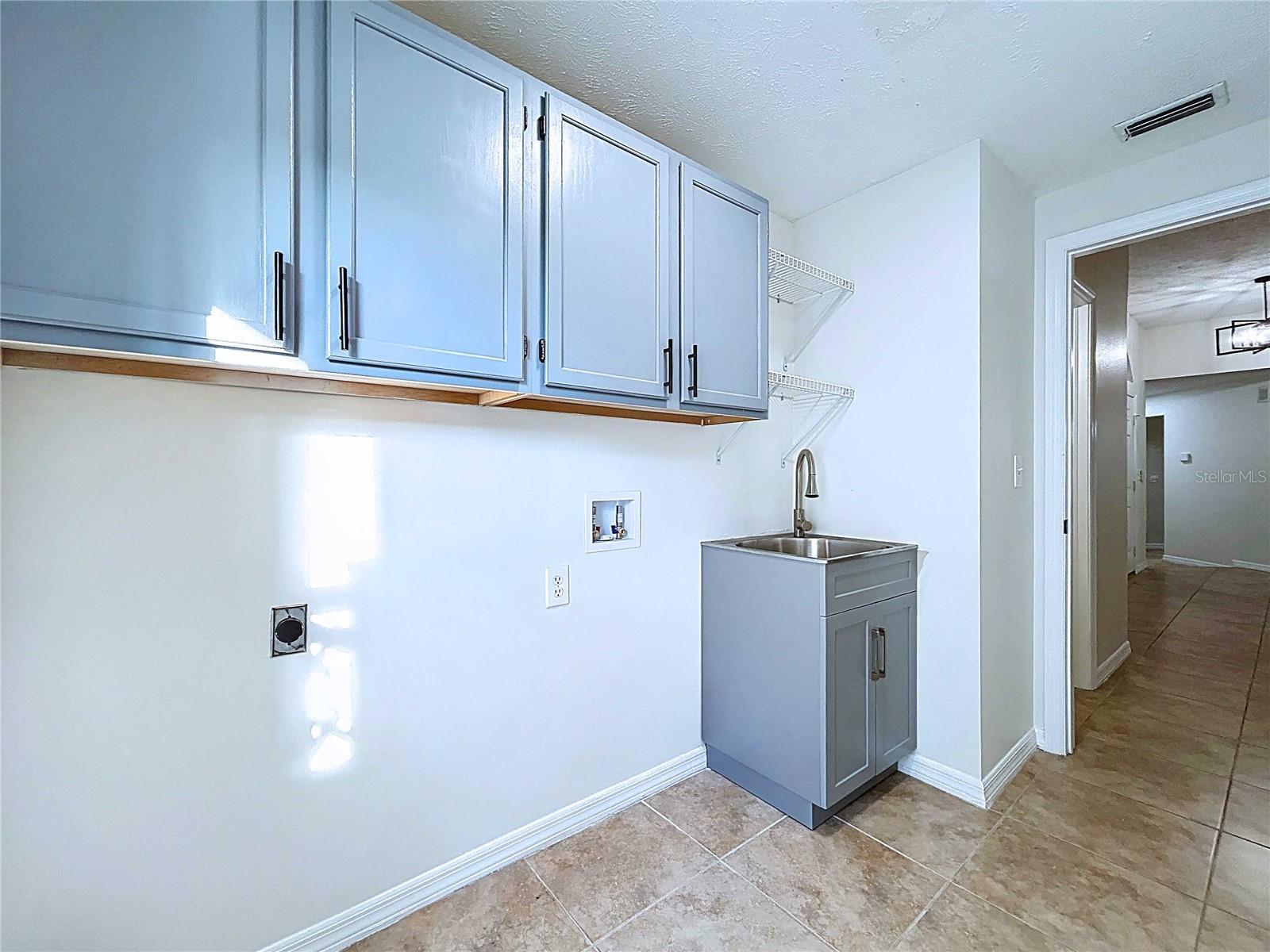 Image 78 of 99 For 17307 Lockwood Ridge Drive