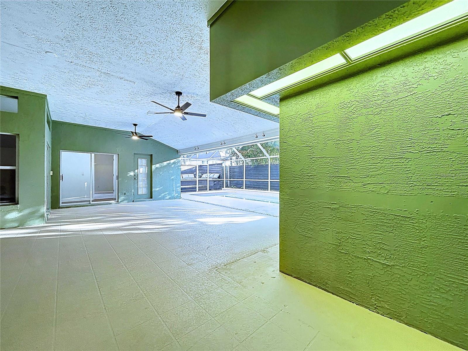 Image 82 of 99 For 17307 Lockwood Ridge Drive