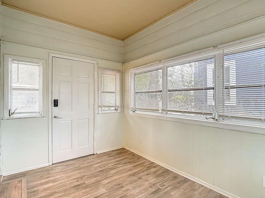 Image 7 of 30 For 1008 24th Avenue