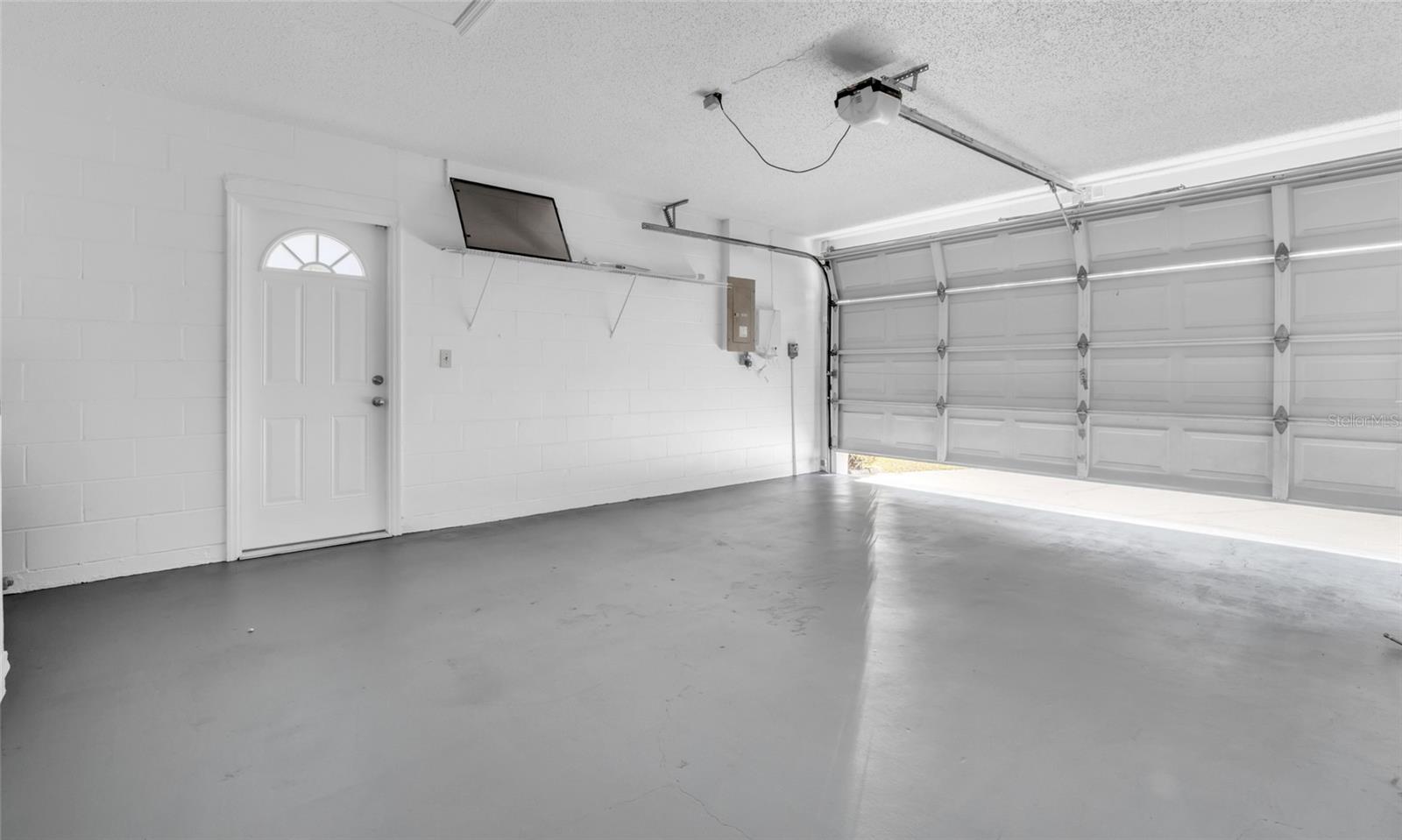 Image 12 of 50 For 9327 Pontiac Drive