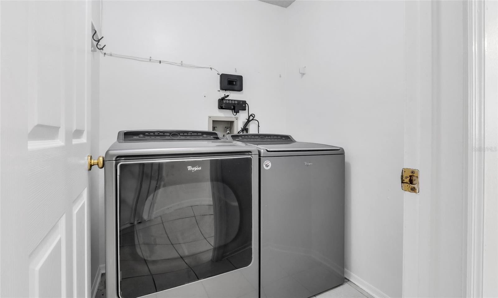 Image 14 of 50 For 9327 Pontiac Drive