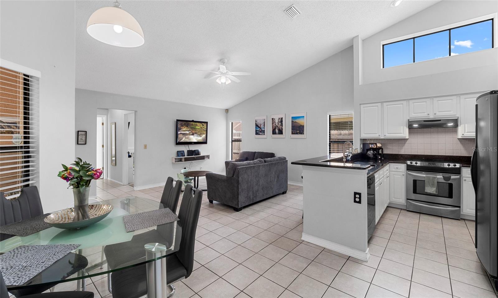 Image 23 of 50 For 9327 Pontiac Drive