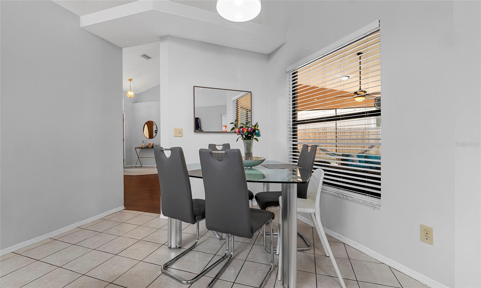 Image 24 of 50 For 9327 Pontiac Drive