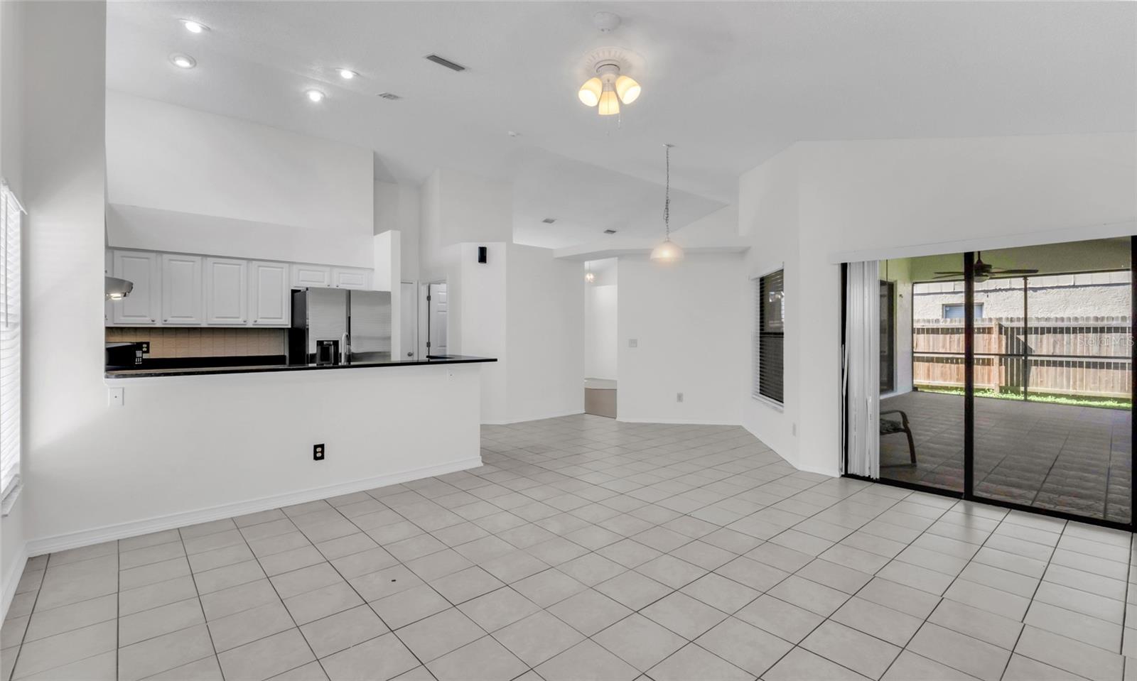 Image 26 of 50 For 9327 Pontiac Drive