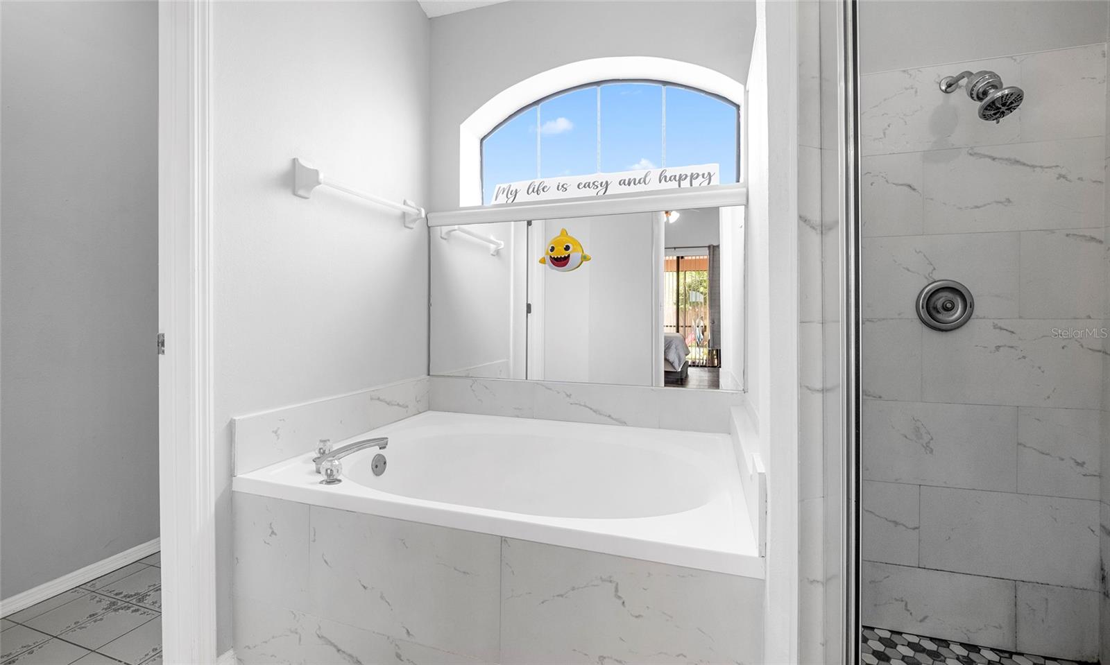 Image 33 of 50 For 9327 Pontiac Drive