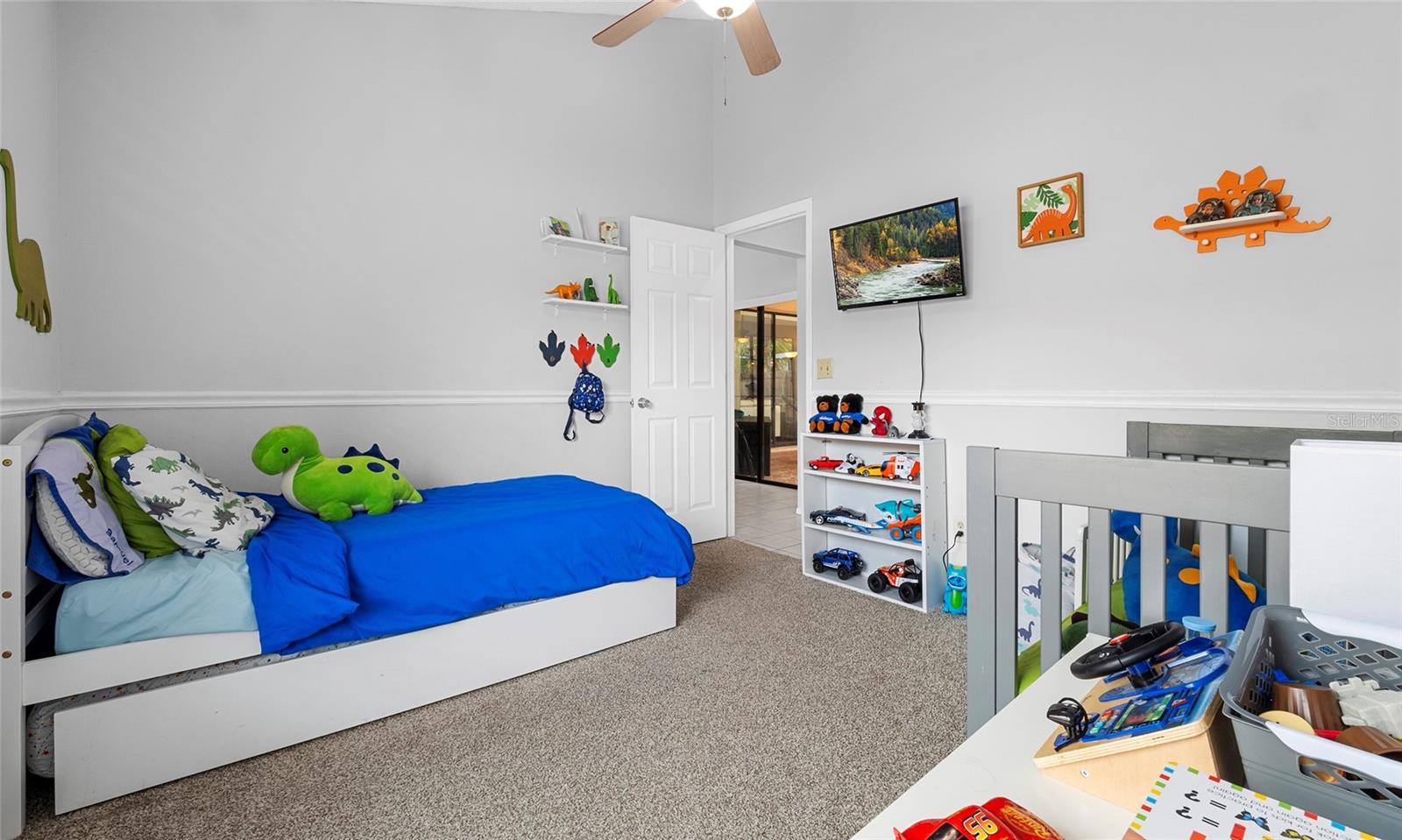 Image 37 of 50 For 9327 Pontiac Drive