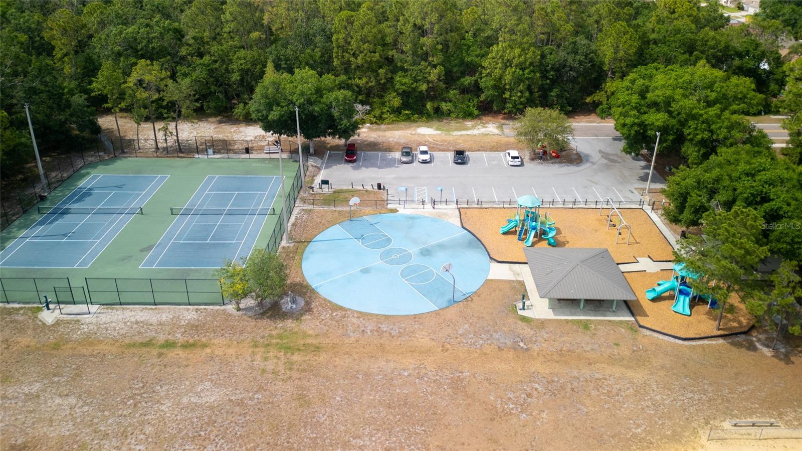 Image 8 of 50 For 9327 Pontiac Drive