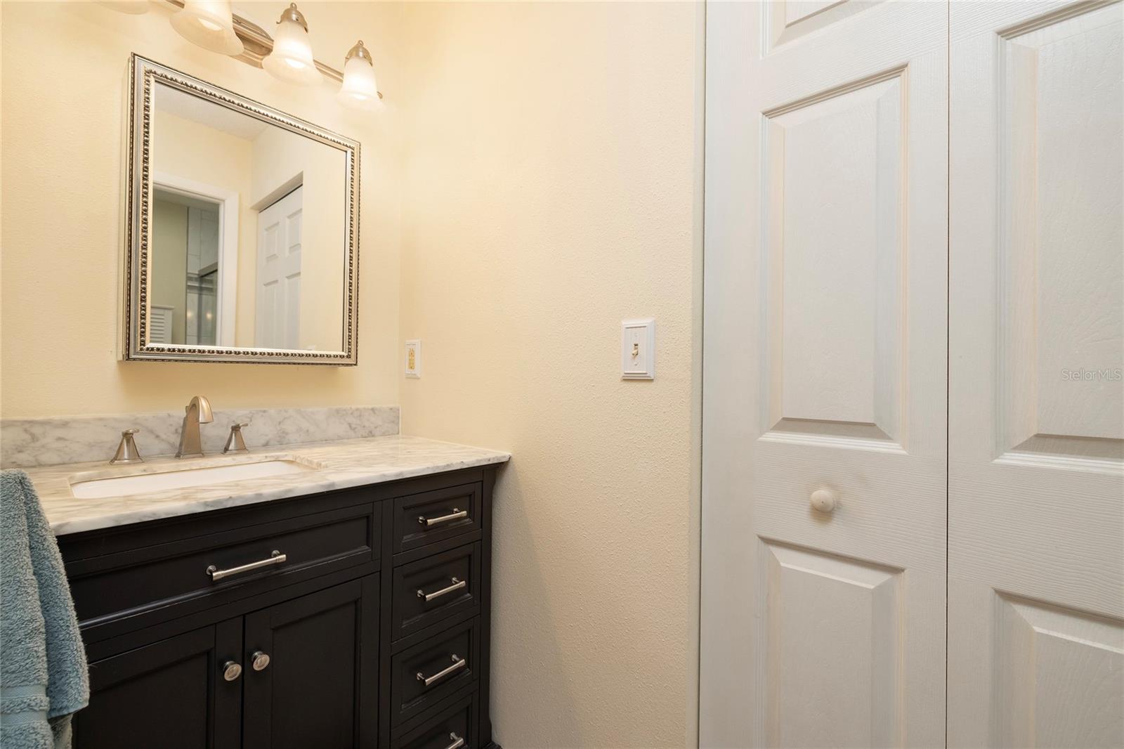 Image 21 of 55 For 222 Sun Vista Court N 67