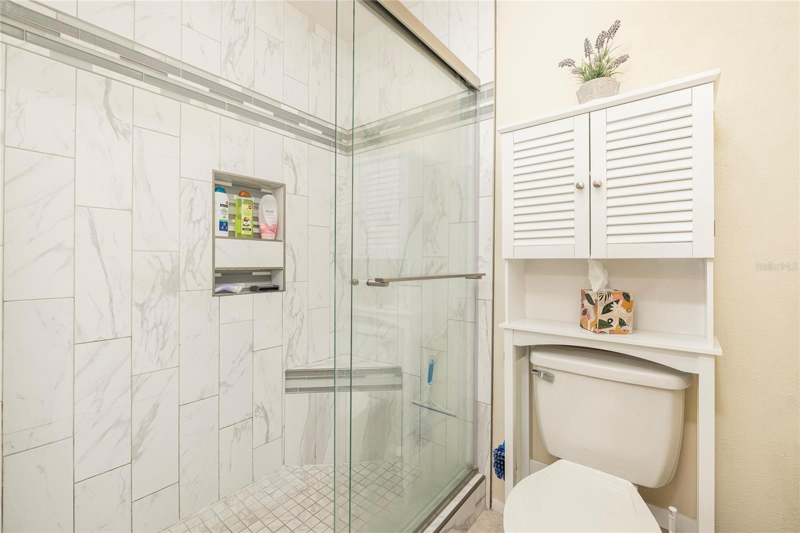 Image 22 of 55 For 222 Sun Vista Court N 67