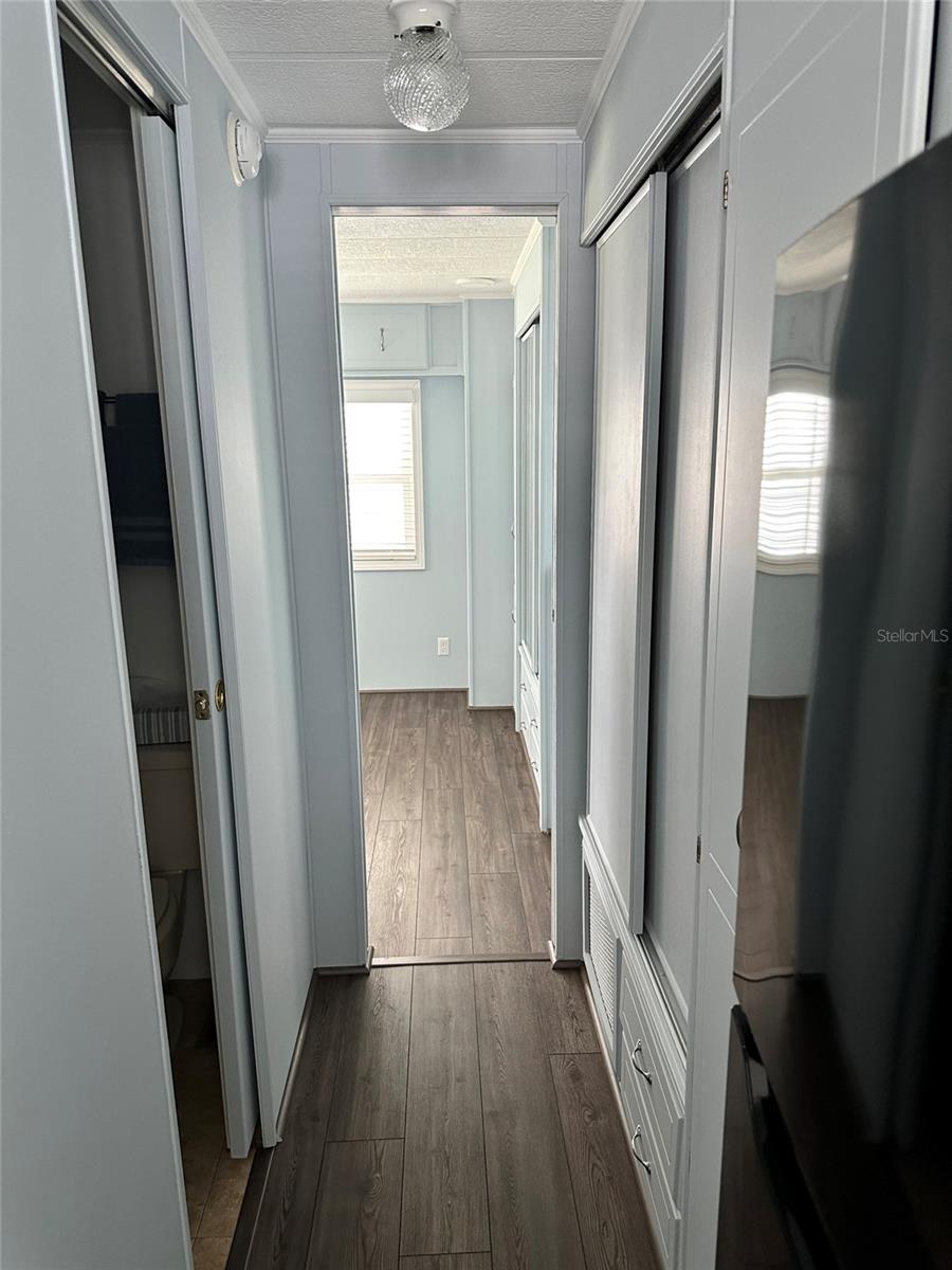 Image 13 of 22 For 54 Crown Point Drive