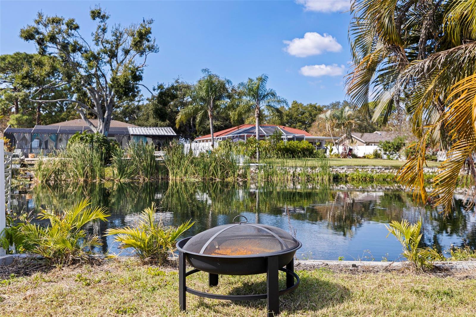 Image 21 of 29 For 5802 Bay Pines Lakes Boulevard