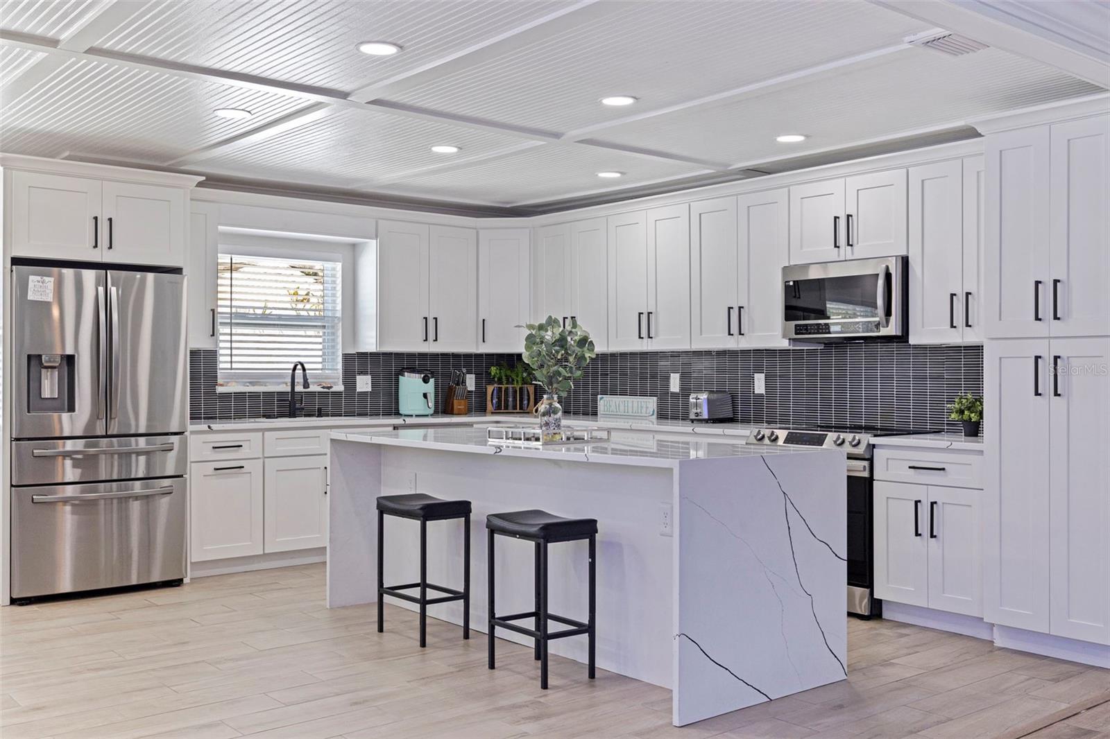 Image 6 of 29 For 5802 Bay Pines Lakes Boulevard