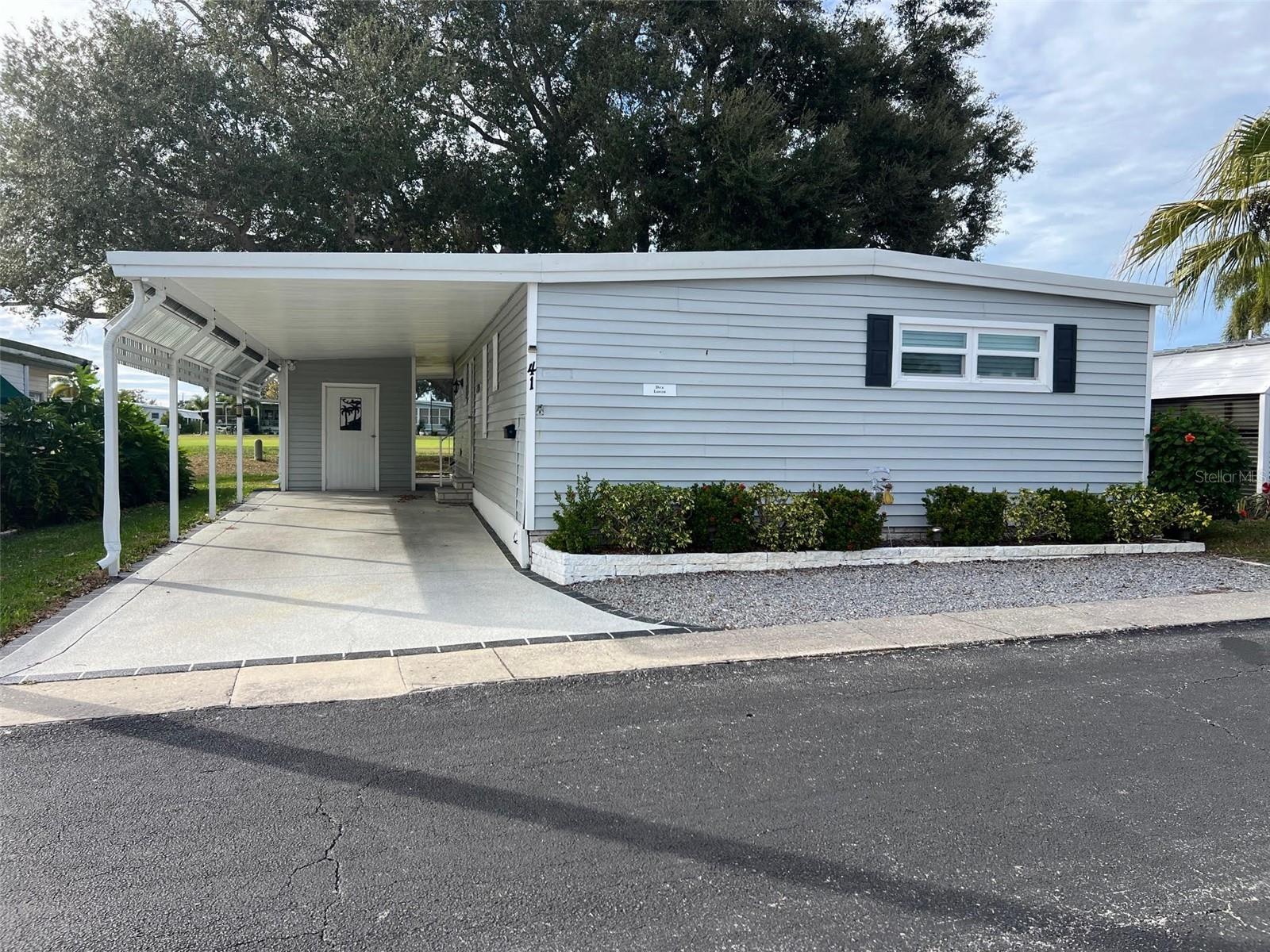 Details for 41 Thatch Palm Street E 41, LARGO, FL 33770