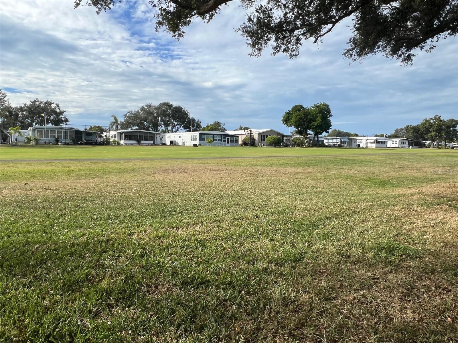 Image 5 of 31 For 41 Thatch Palm Street E 41