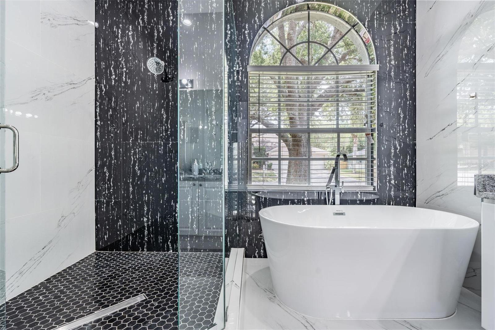 Image 26 of 44 For 28335 Glade Fern Court