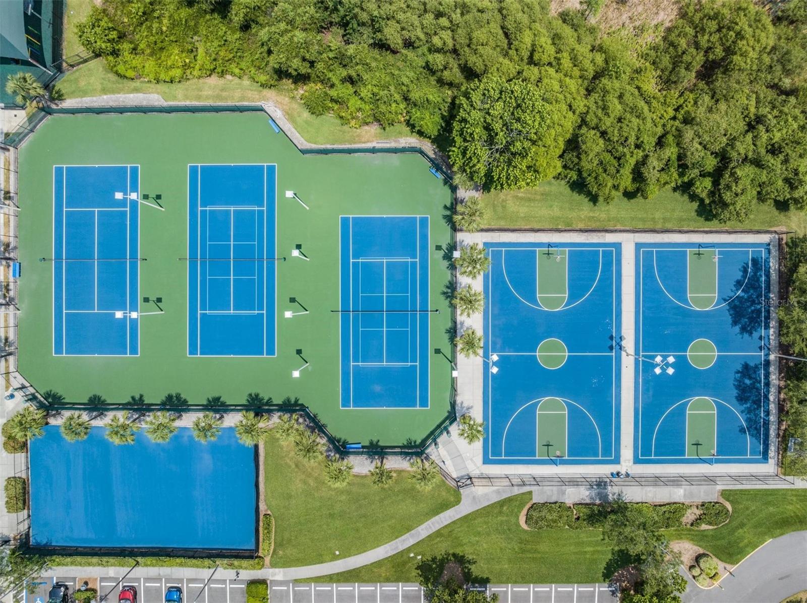 Image 37 of 44 For 28335 Glade Fern Court