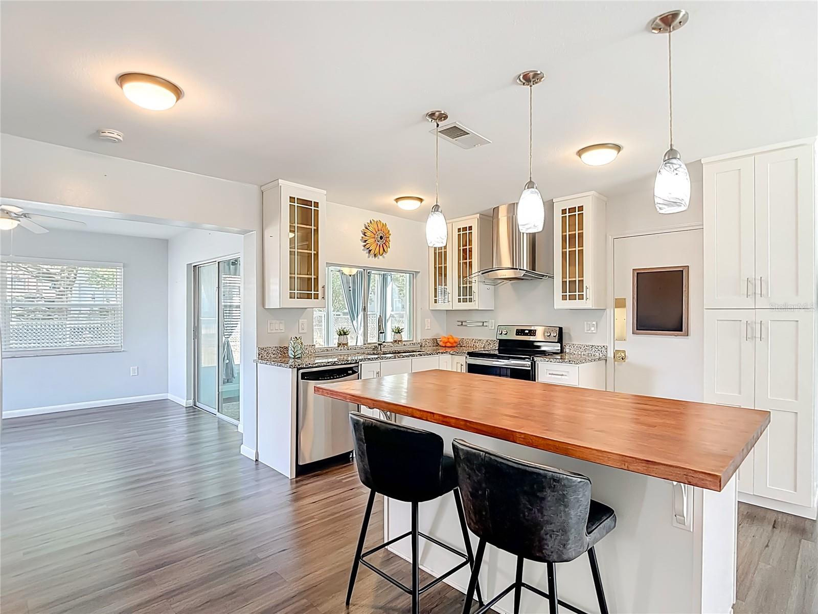 Image 3 of 50 For 13004 Spicebox Way