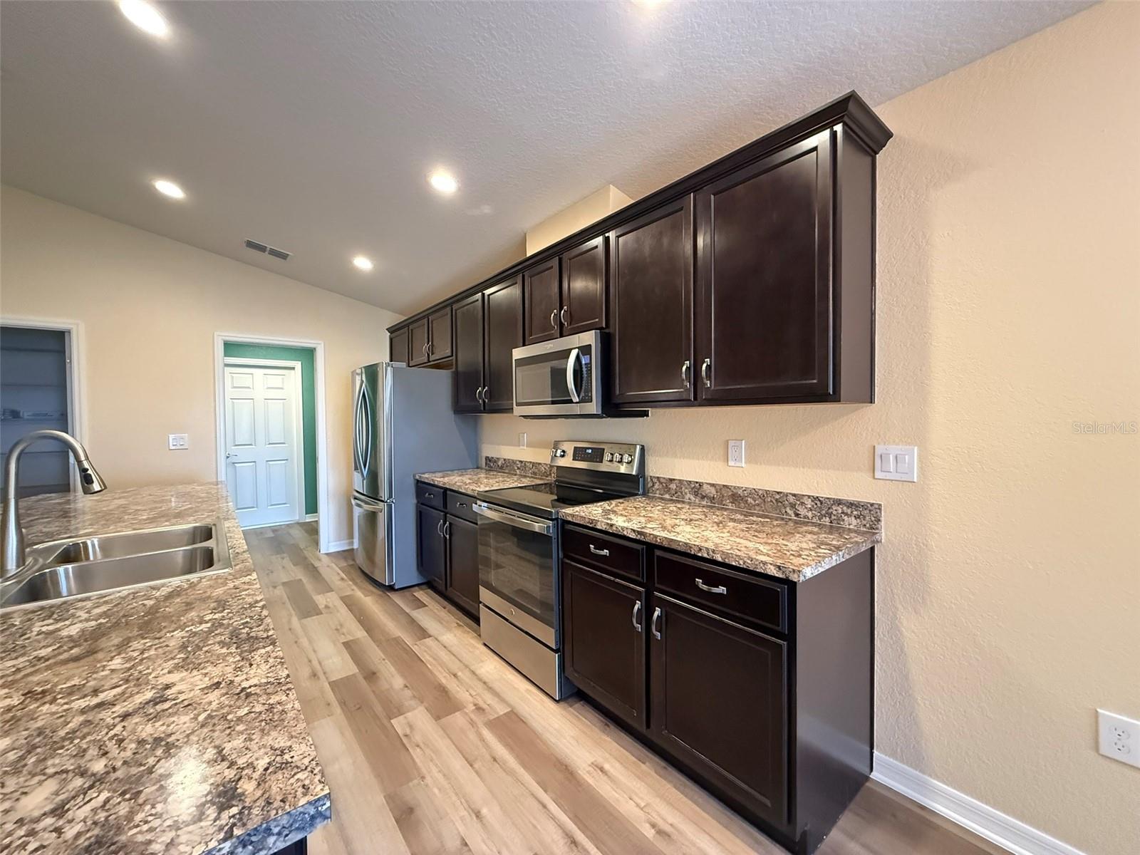 Image 33 of 47 For 5303 White Egret Lane