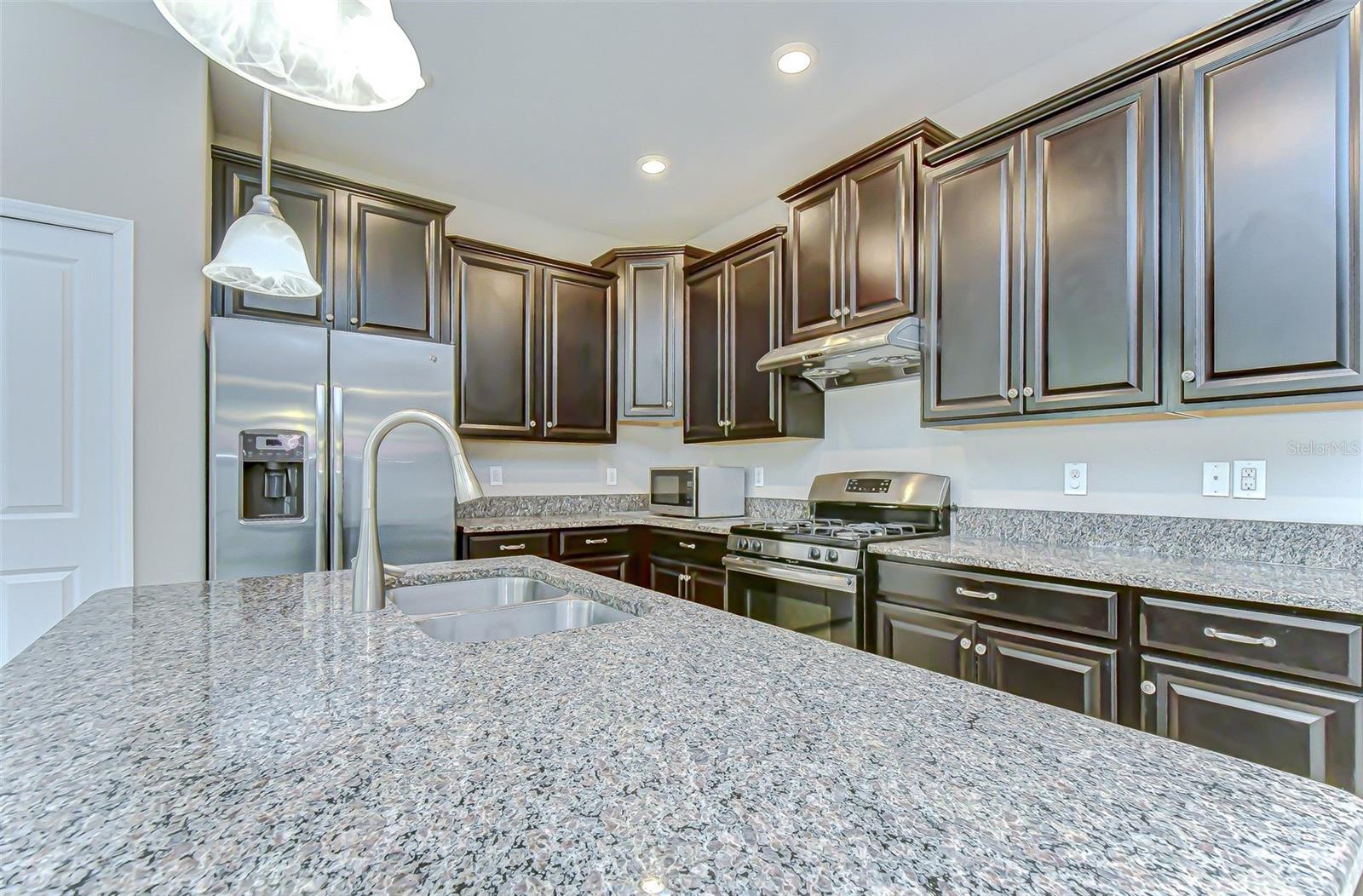 Image 32 of 76 For 2281 Livorno Way