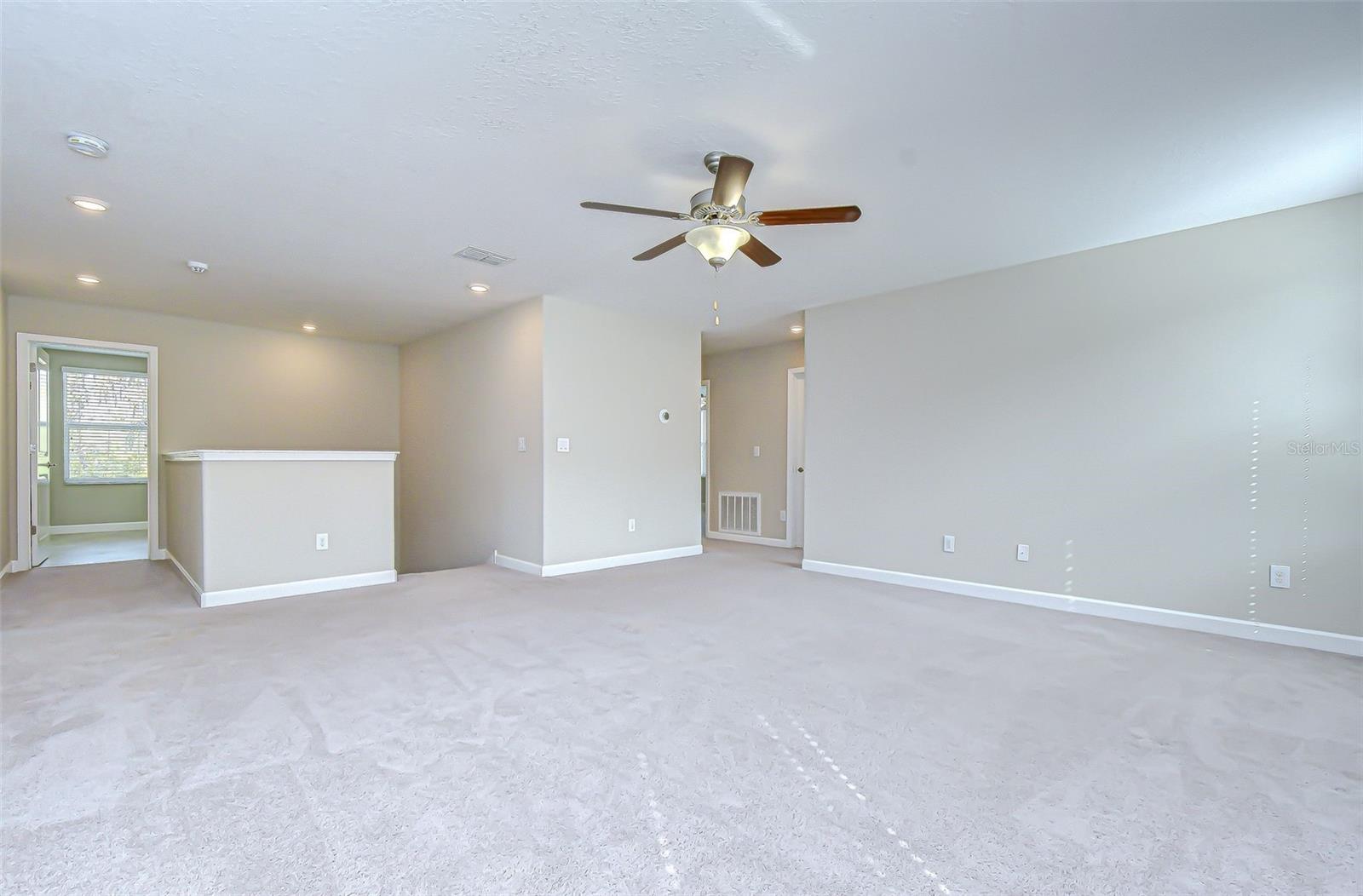 Image 37 of 76 For 2281 Livorno Way