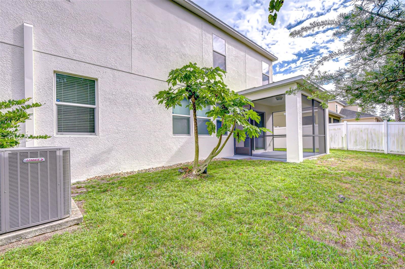 Image 67 of 76 For 2281 Livorno Way