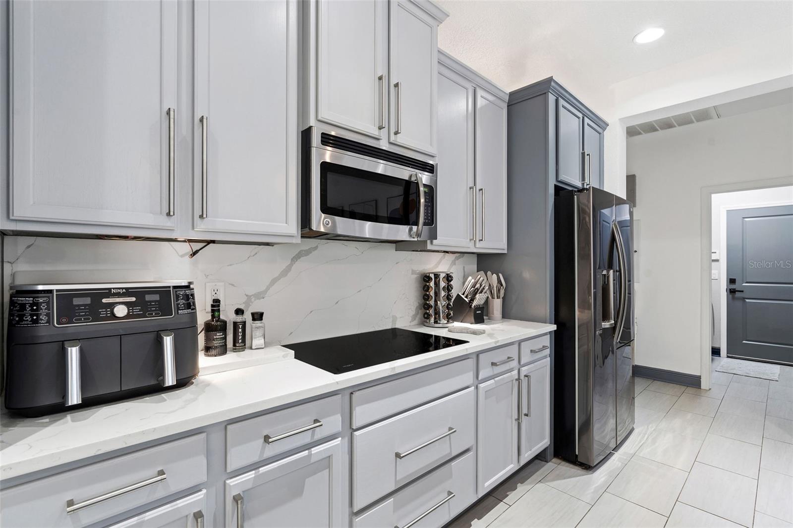 Image 14 of 42 For 7017 Briarhill Court