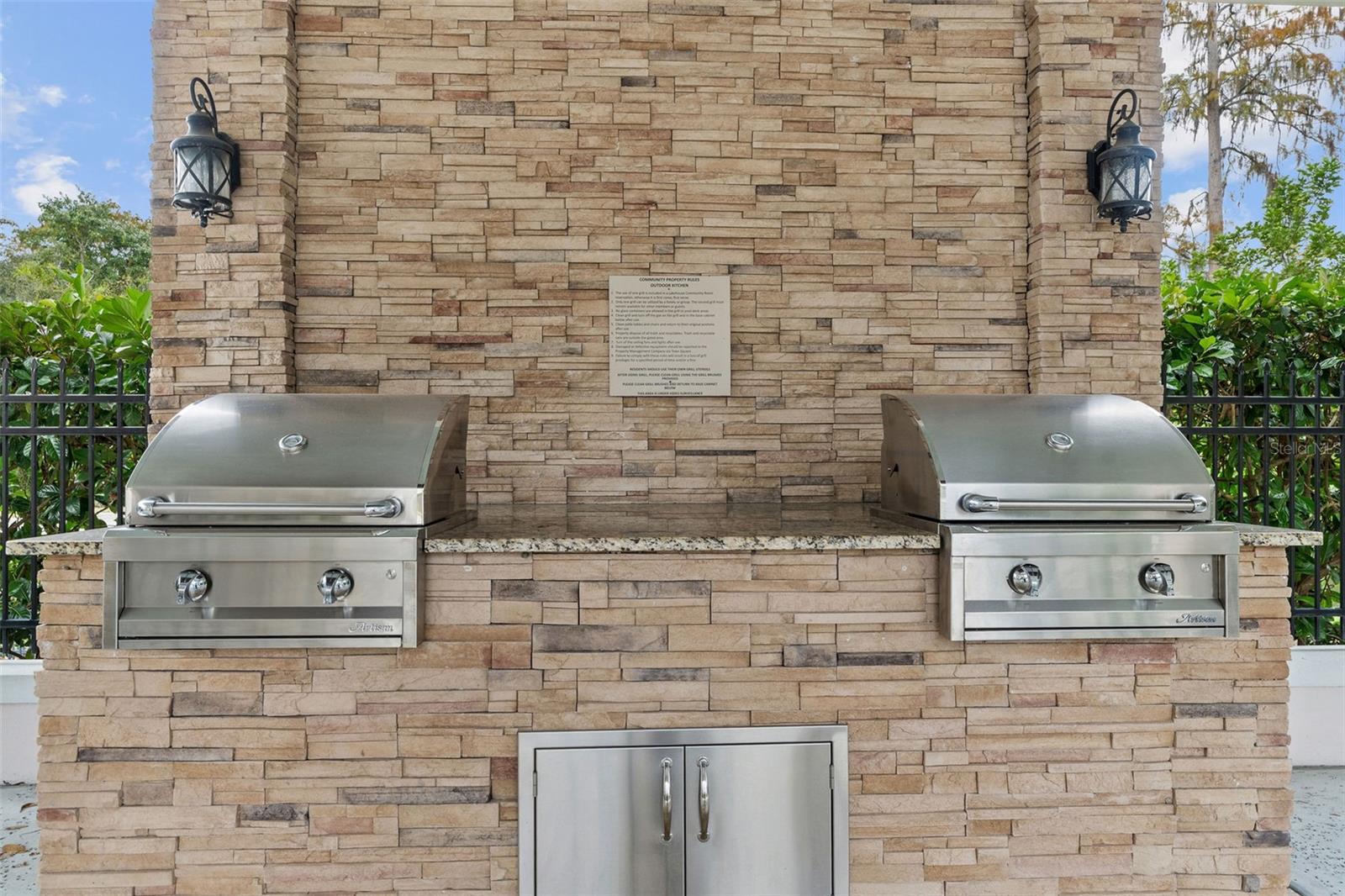 Image 33 of 42 For 7017 Briarhill Court